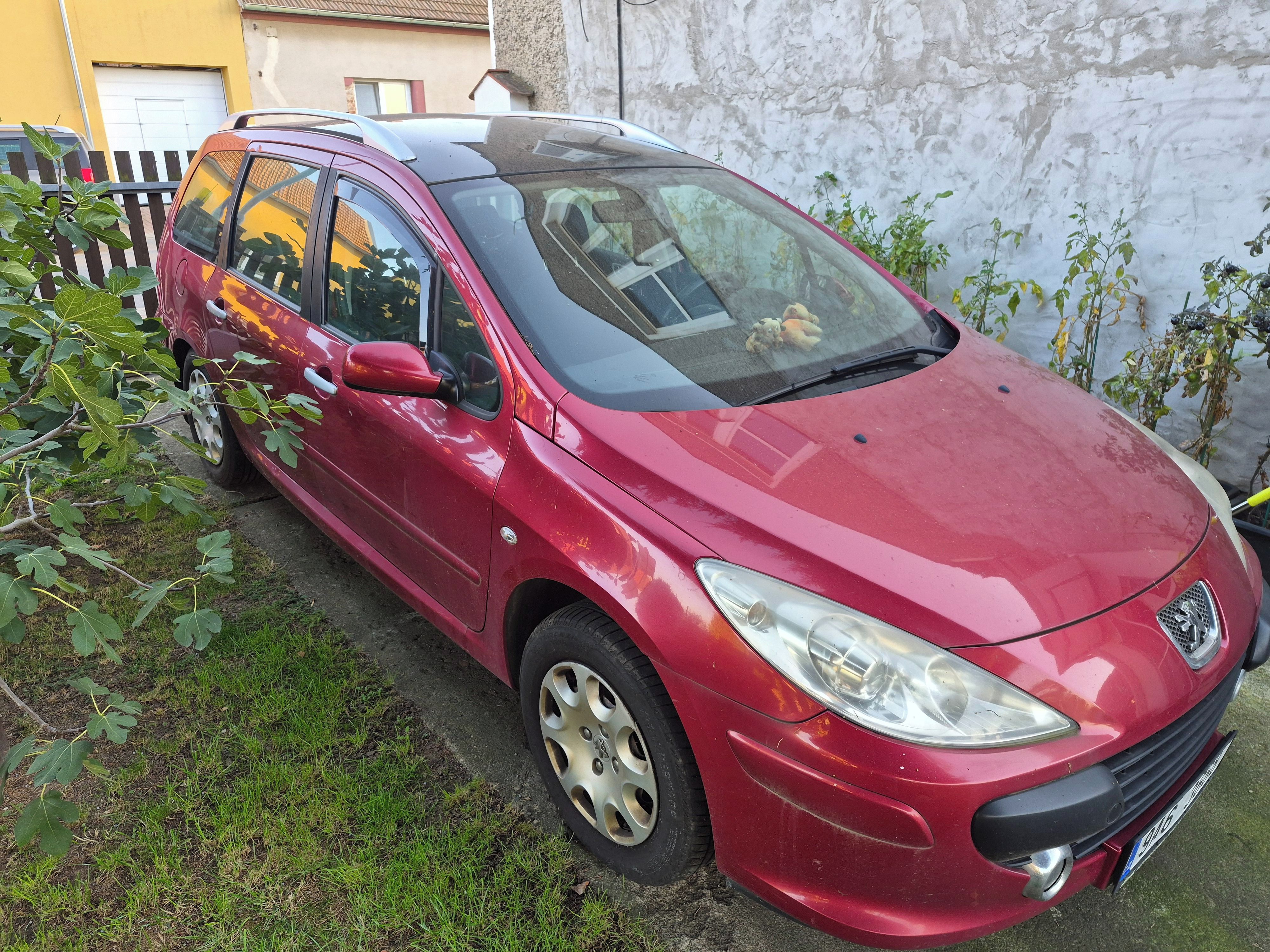 Peugeot 307, Peugeot 307 SW 1,6 16V - fotka 2