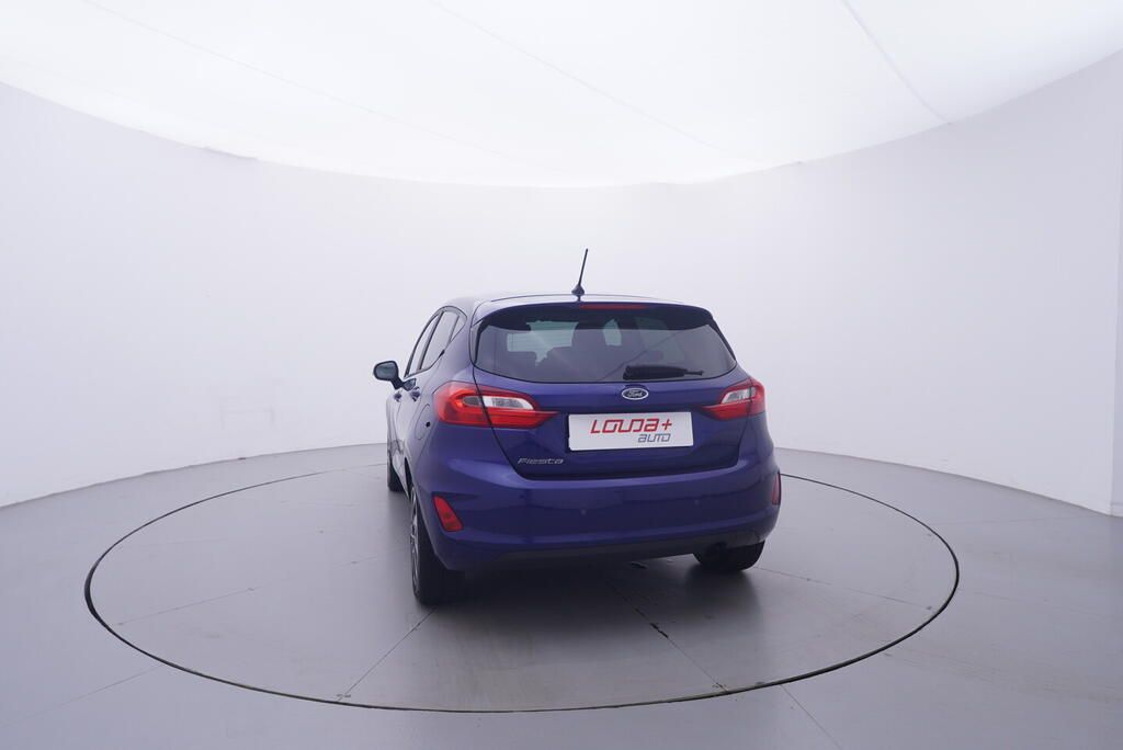 Ford Fiesta, Trend 1.1 16V 63 kW - fotka 4