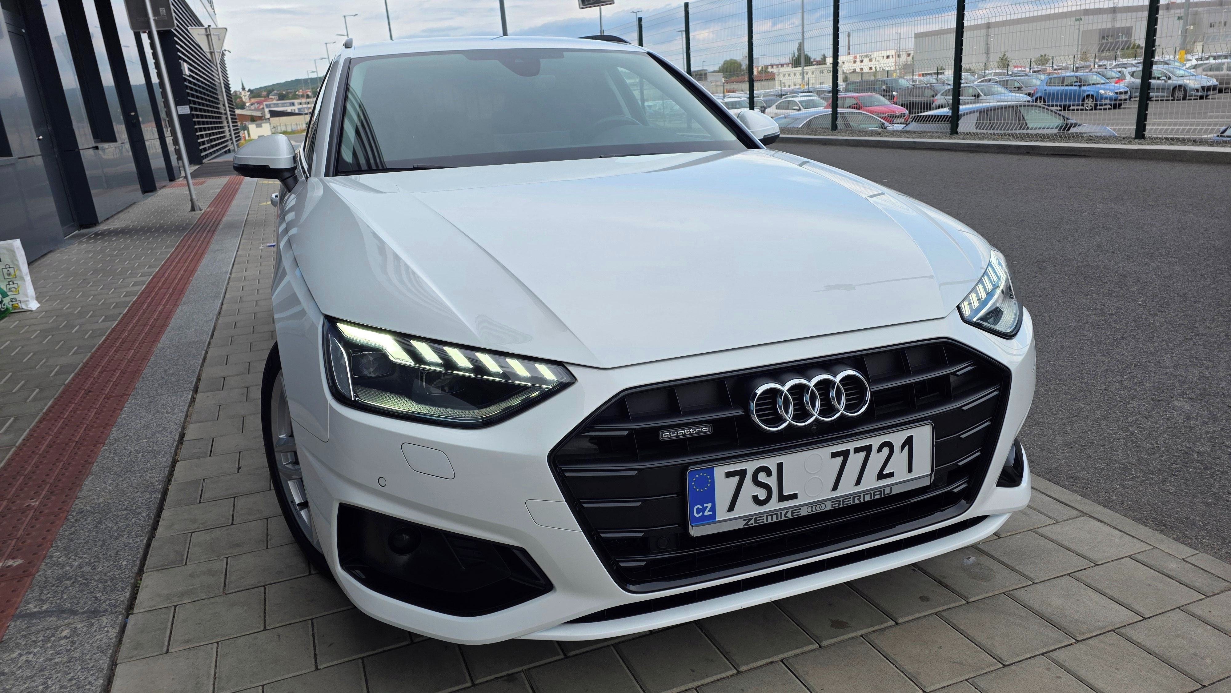 Audi A4, Audi A4 2.0 TDI 140 kW Quattro - fotka 6