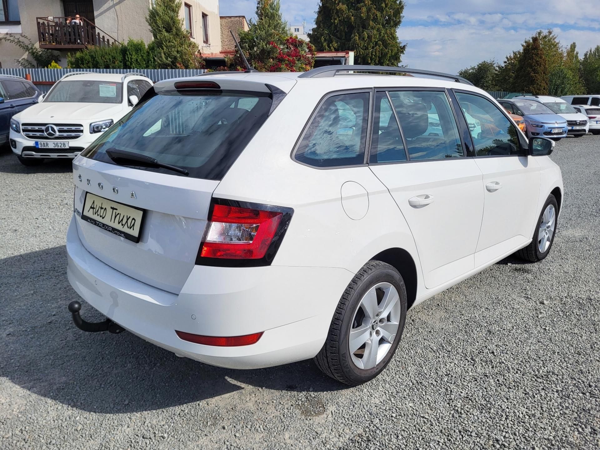 Škoda Fabia, 1.0 TSI AMBITION Combi TOUR - fotka 4