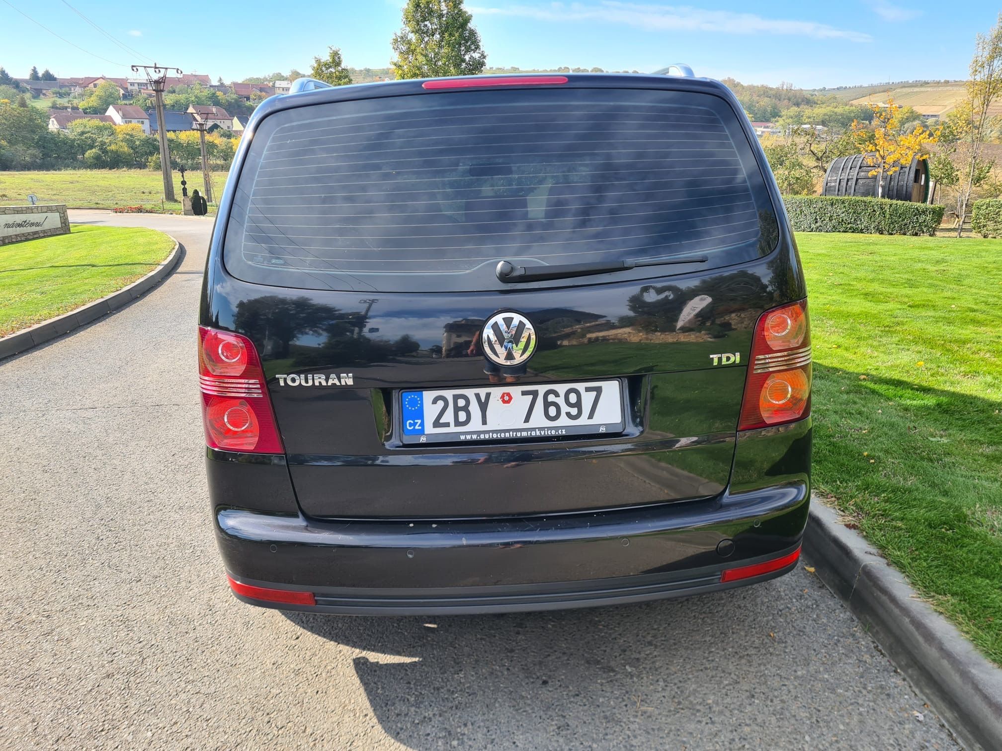 Volkswagen Touran, 1.9 TDi 77KW DSG - fotka 6