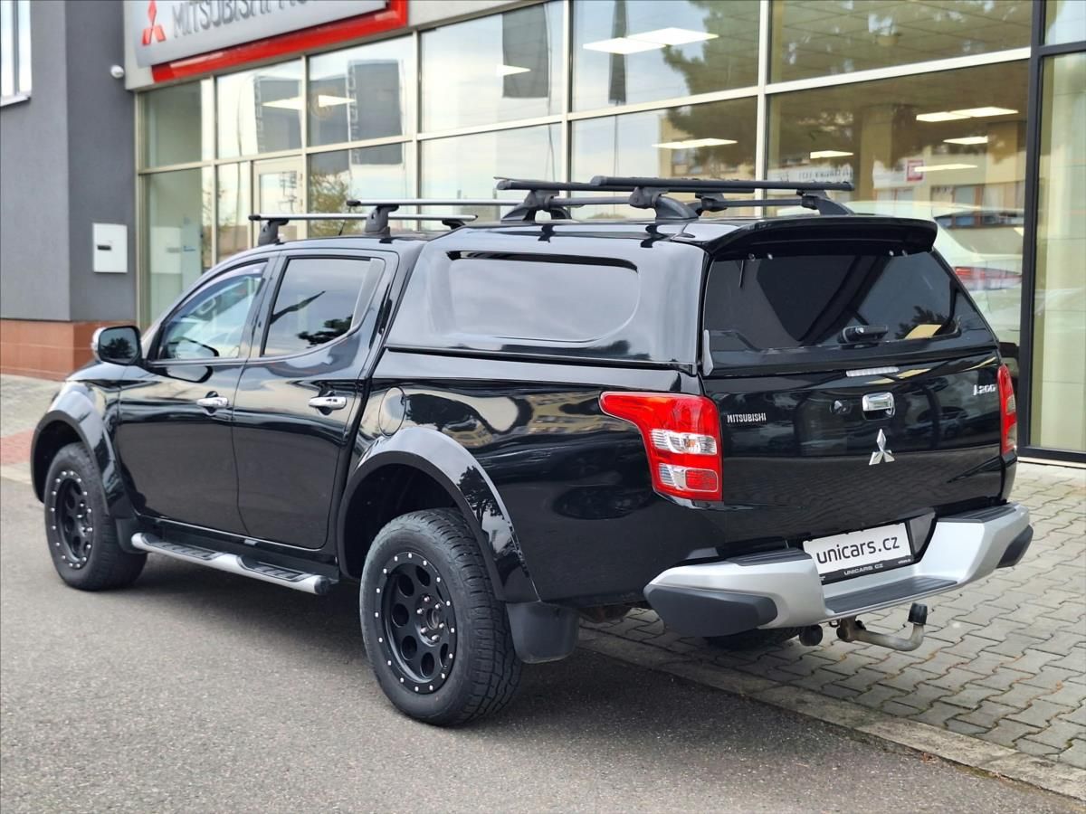 Mitsubishi L200, 2,4 DI-D  Diamant Ed. rozšířen - fotka 4