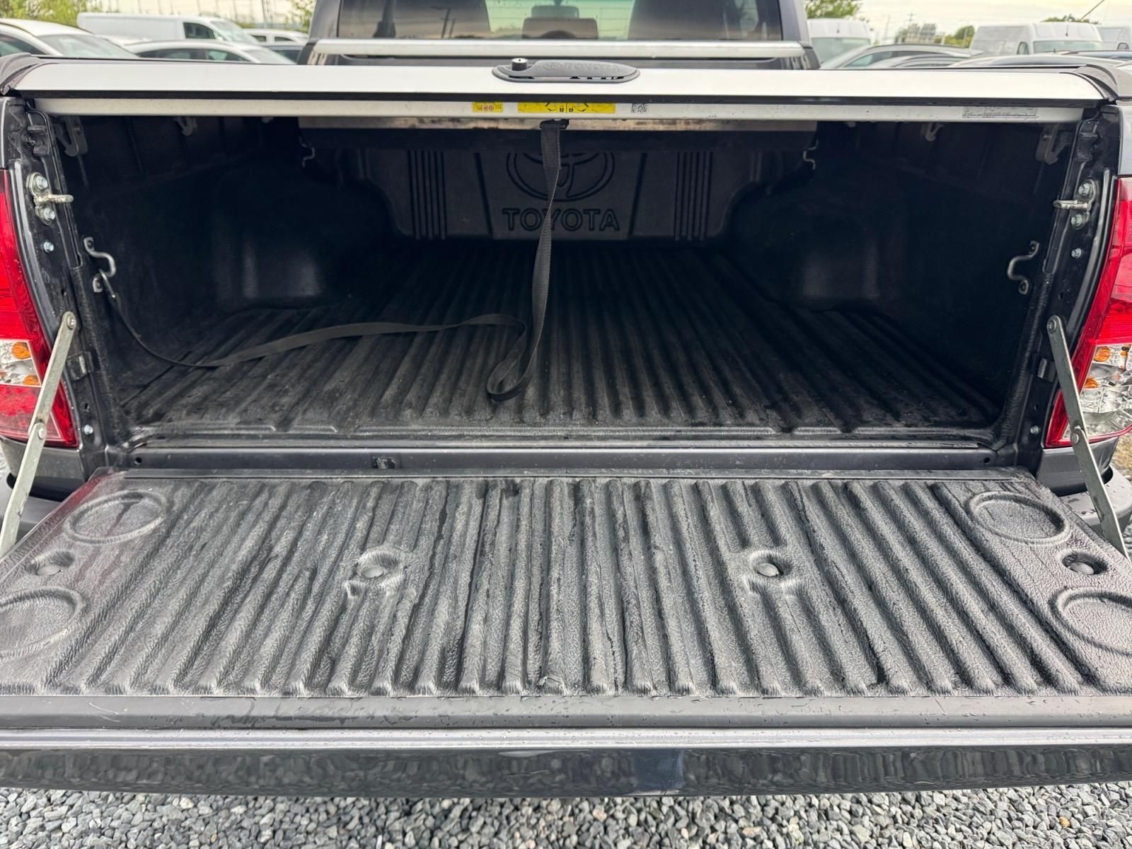 Toyota Hilux, ACTIVE DC 2.8D-4D 150kW 4x4 CZ - fotka 6