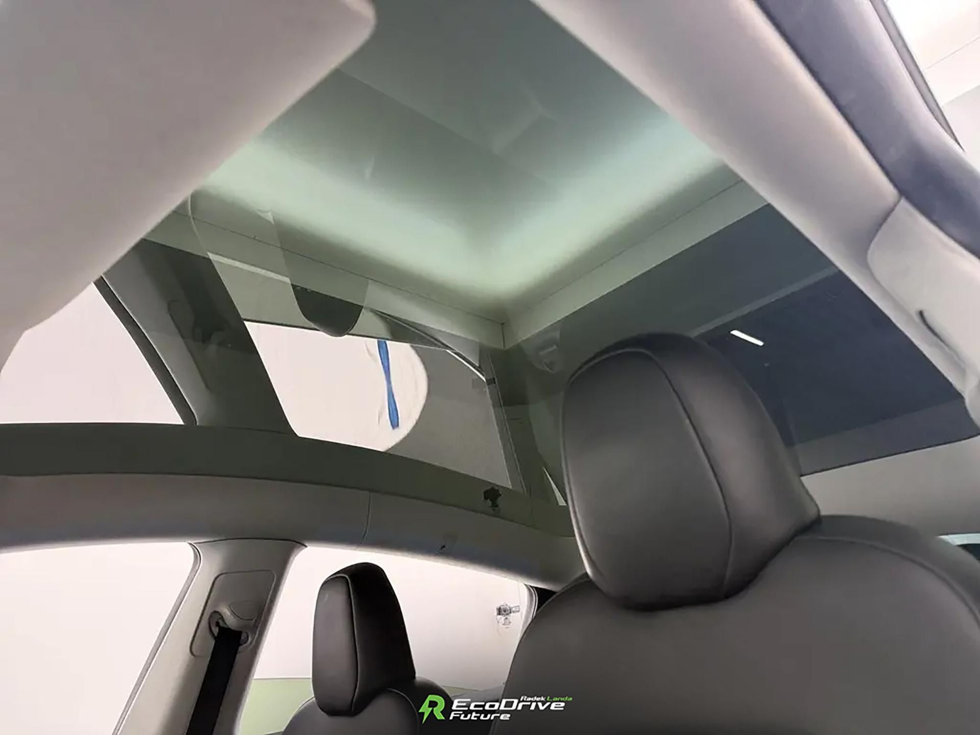 Tesla Model Y, Long Range AWD Berlin - fotka 6
