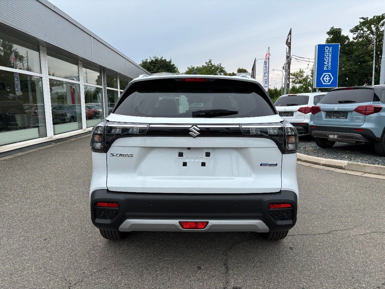 Suzuki S-Cross, 4x4 automat Premium - fotka 6
