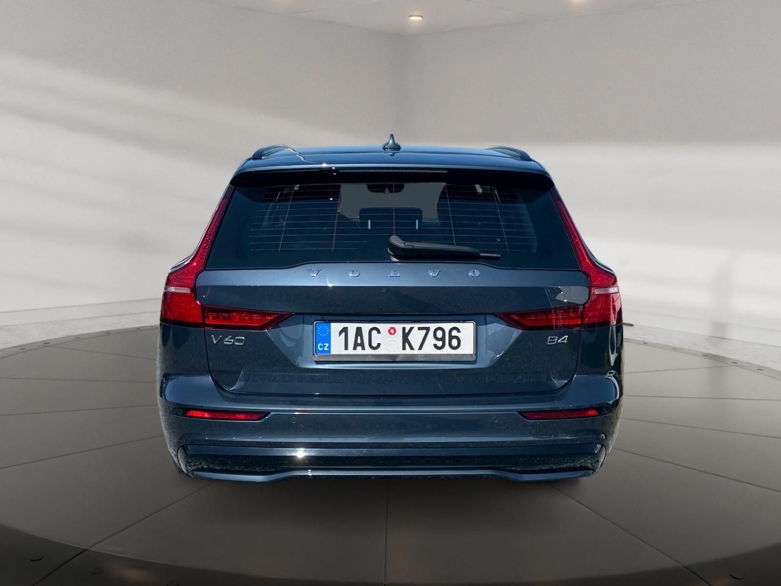 Volvo V60, PLUS DARK B4 145kW TAŽNÉ CZ - fotka 5