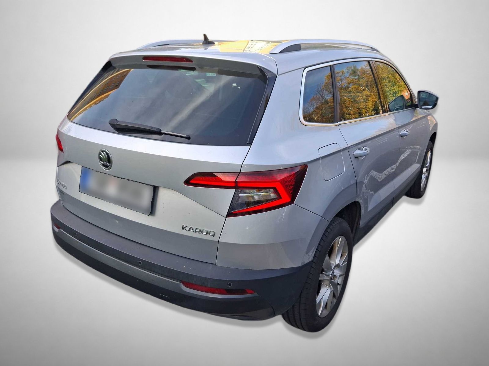 Škoda Karoq, 1.6 TDI, Style, ČR,1.maj - fotka 2