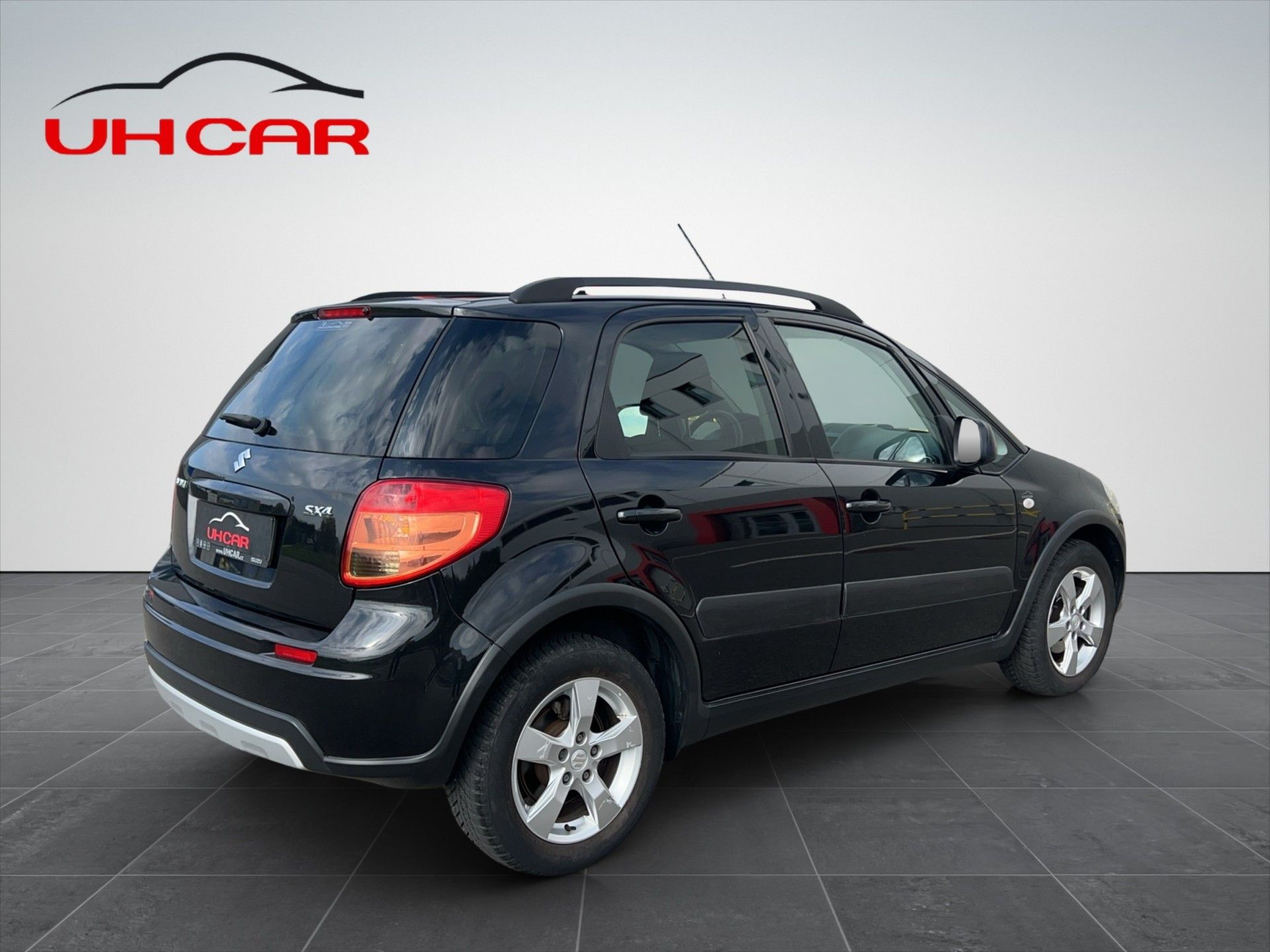 Suzuki SX4, 1,6 VVTi  Aut. 52 950KM - fotka 5