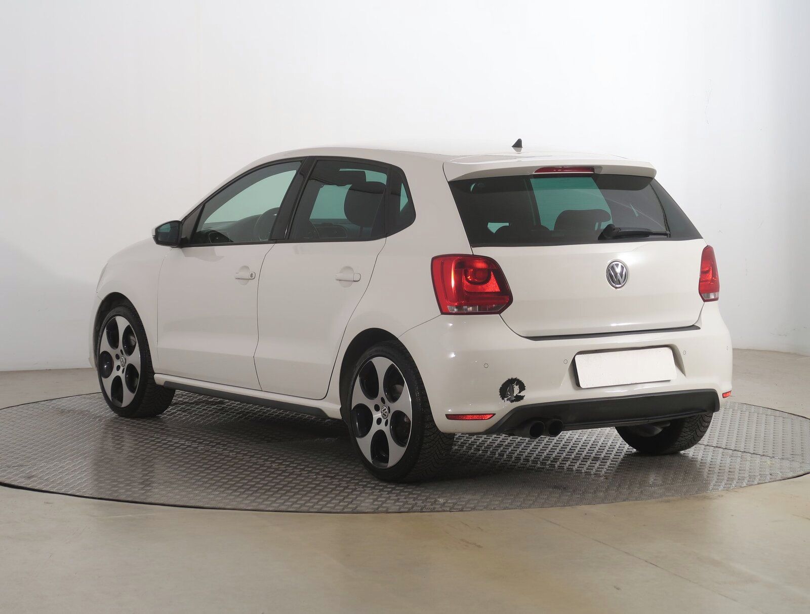 Volkswagen Polo, 1.4 GTI, Automat, Serv.kniha - fotka 4