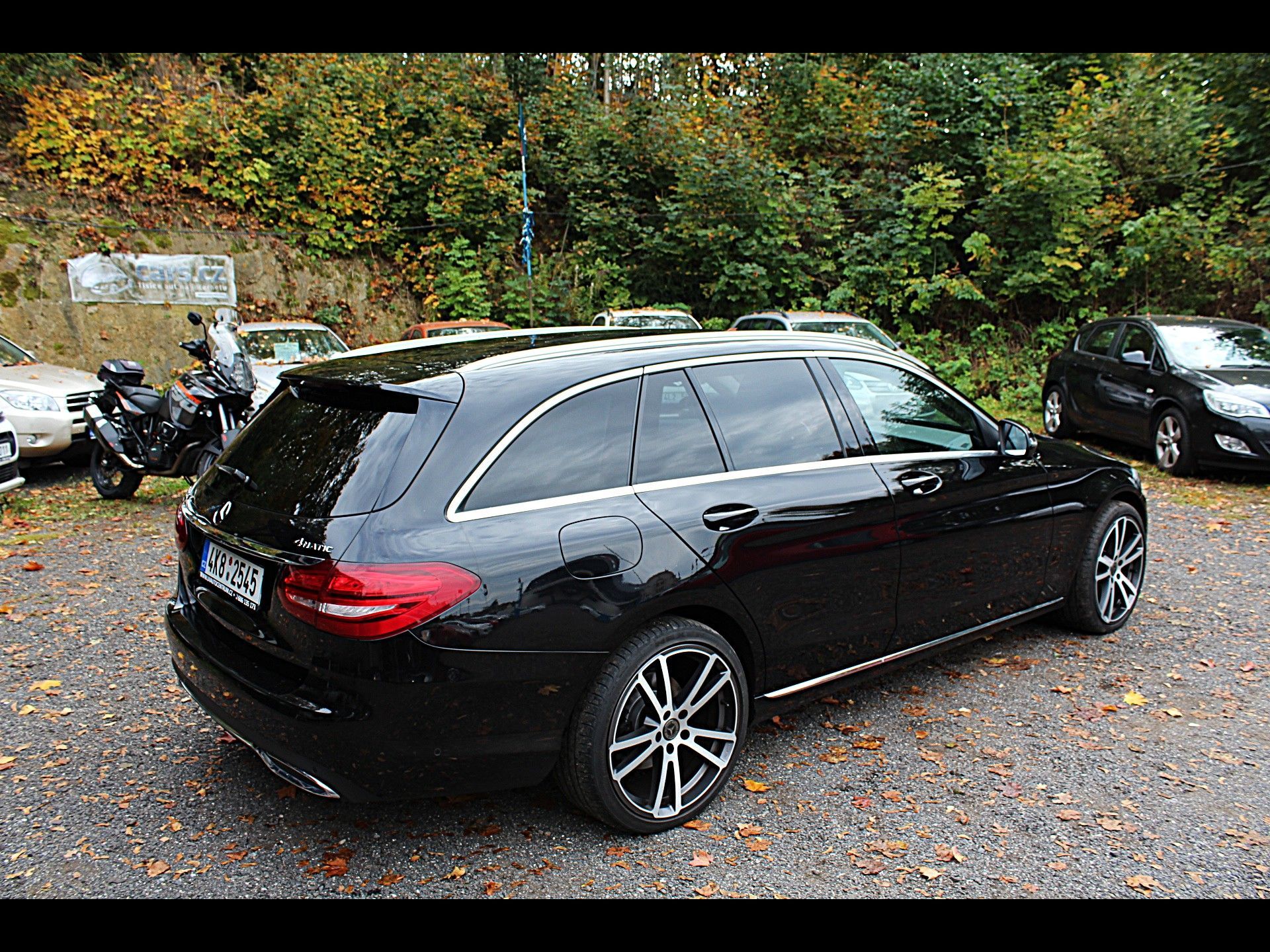 Mercedes-Benz Třídy C, D 4MATIC - fotka 6