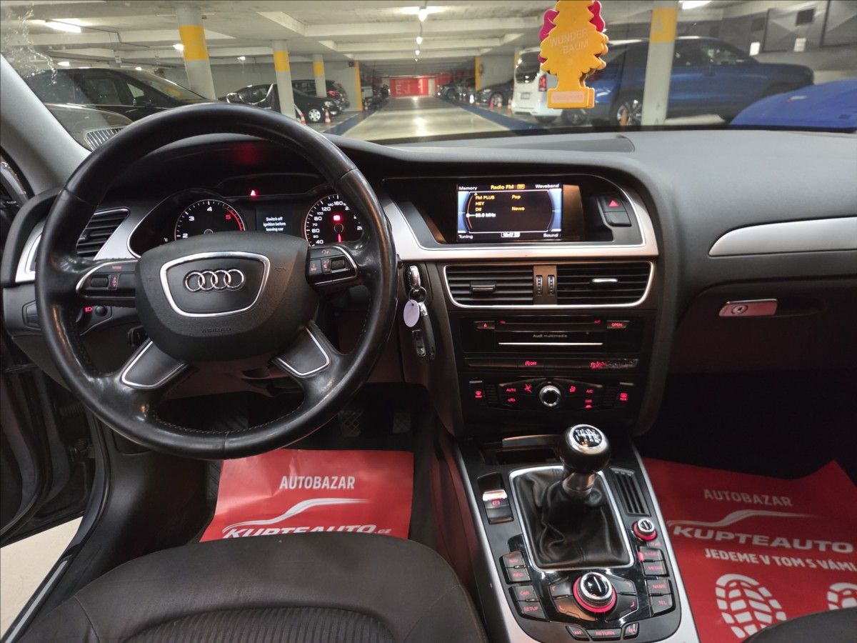 Audi A4 Avant, 2,0 TDI - fotka 6
