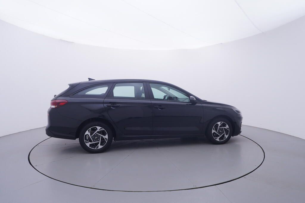 Hyundai i30, Comfort 1.0 GDI 73 kW - fotka 6