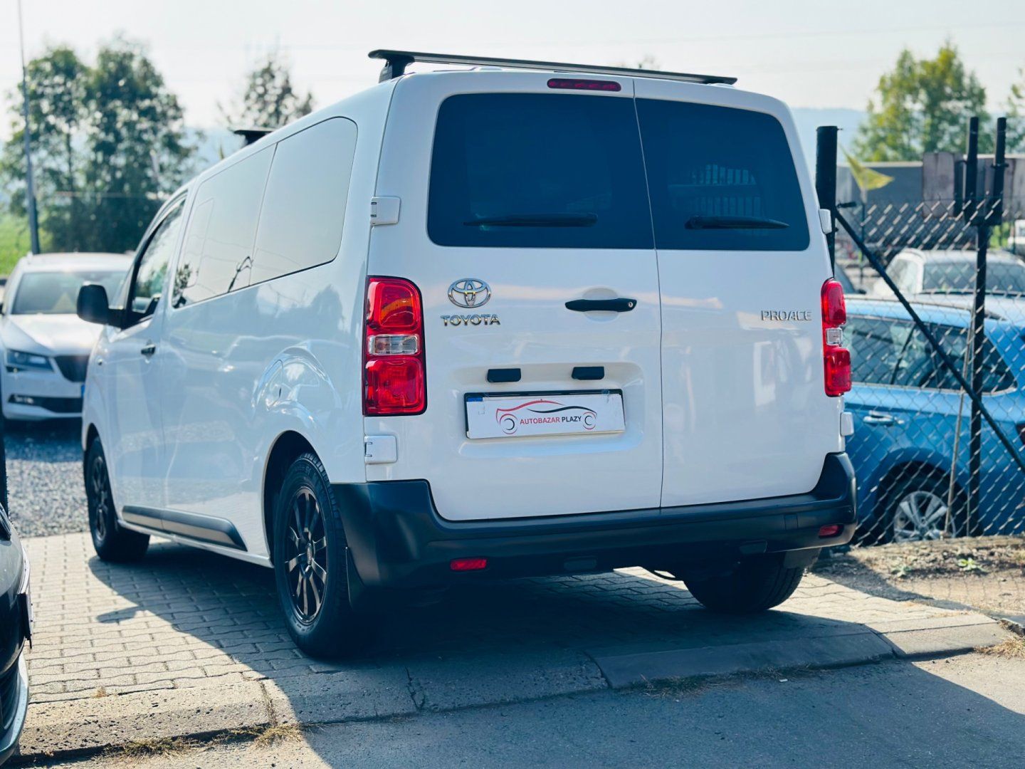Toyota Proace, 2.0D 6 MÍST,VÝHŘEV SED.,100%KM - fotka 4