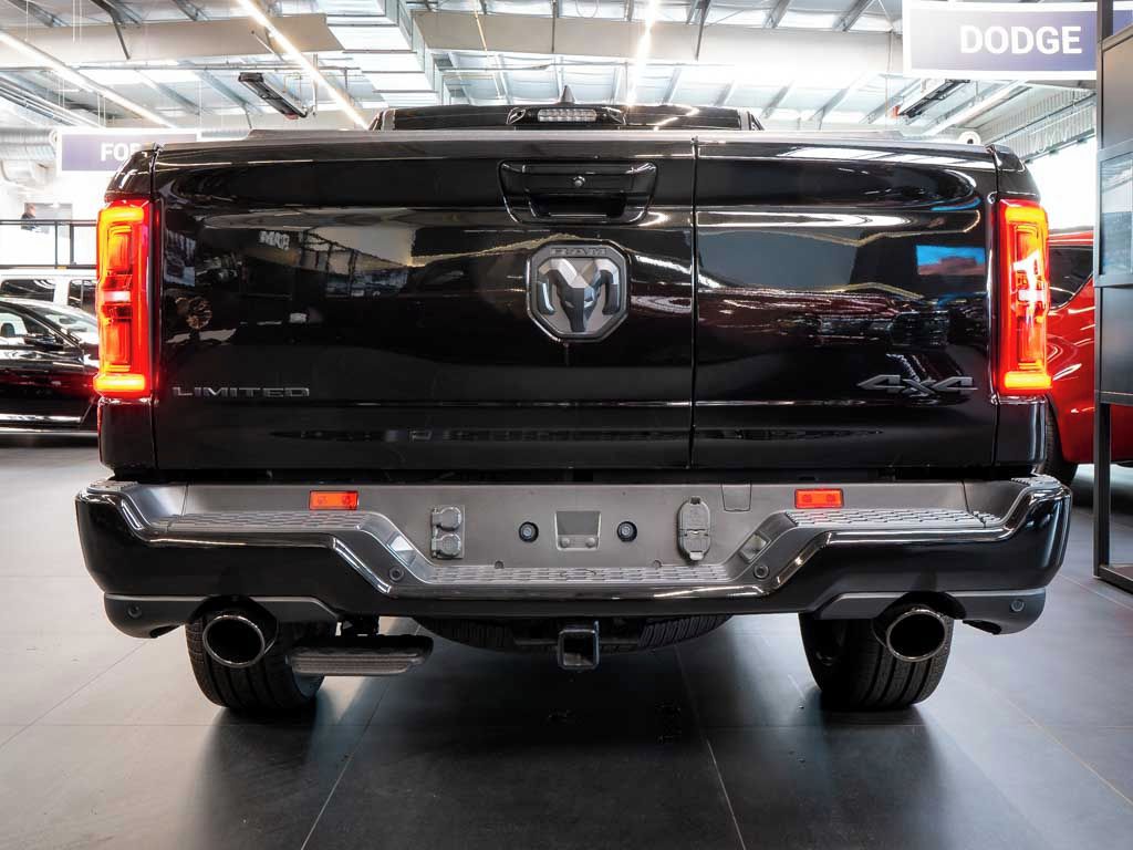Dodge Ram, 5.7 HEMI V8 Limited 2026 - fotka 5