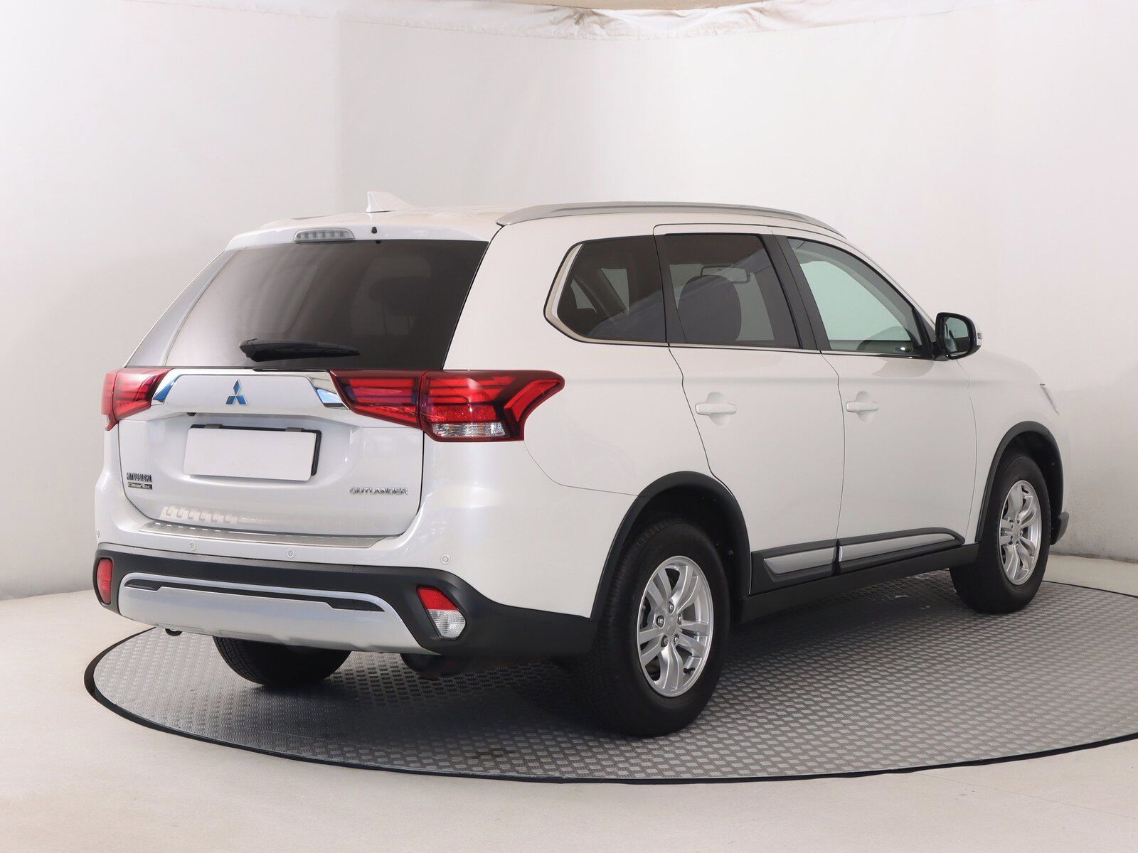 Mitsubishi Outlander, 2.0, Automat, Serv.kniha - fotka 5