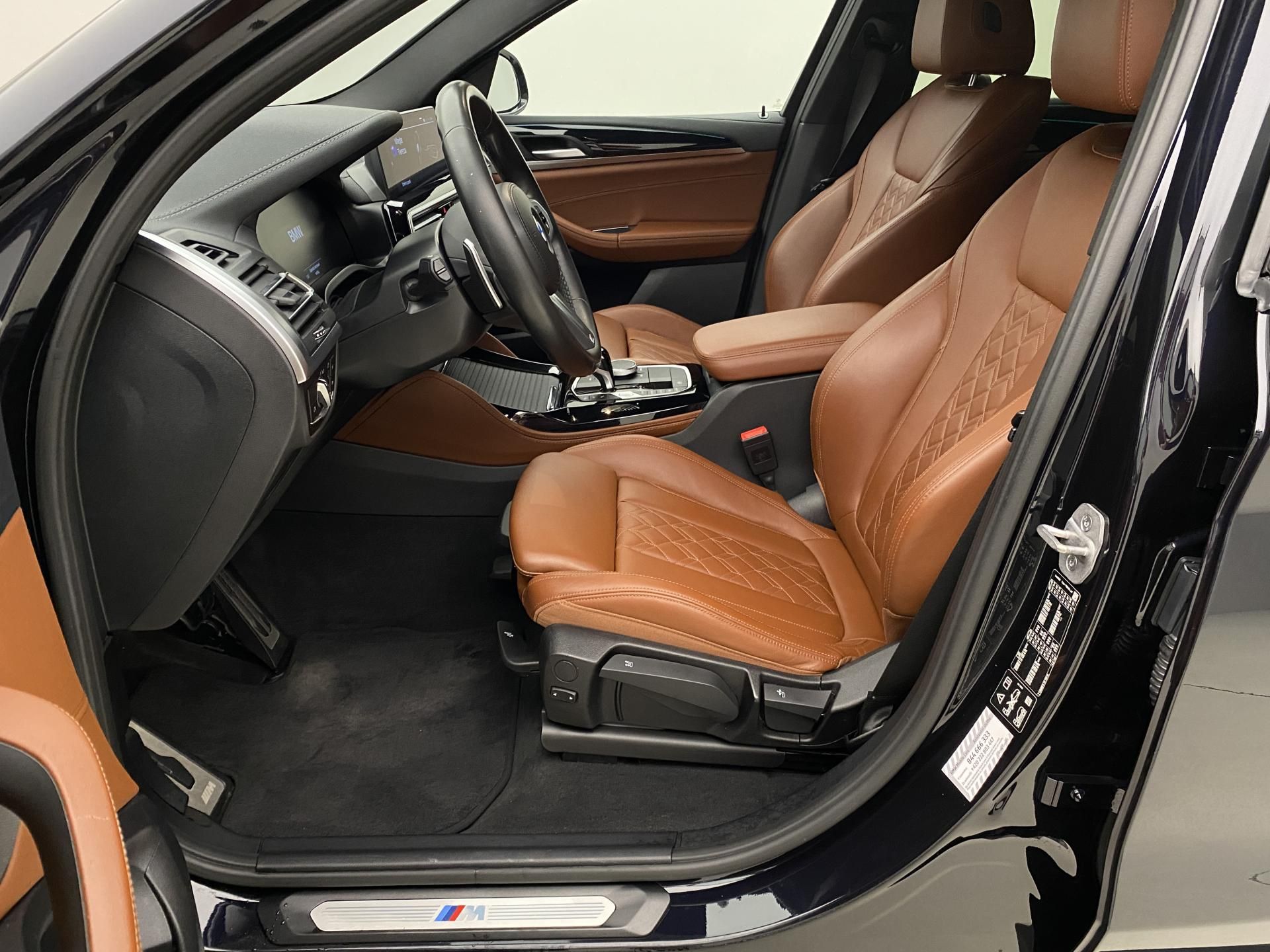 BMW X4, xDRIVE 20i M-PAKET AUT CZ - fotka 3