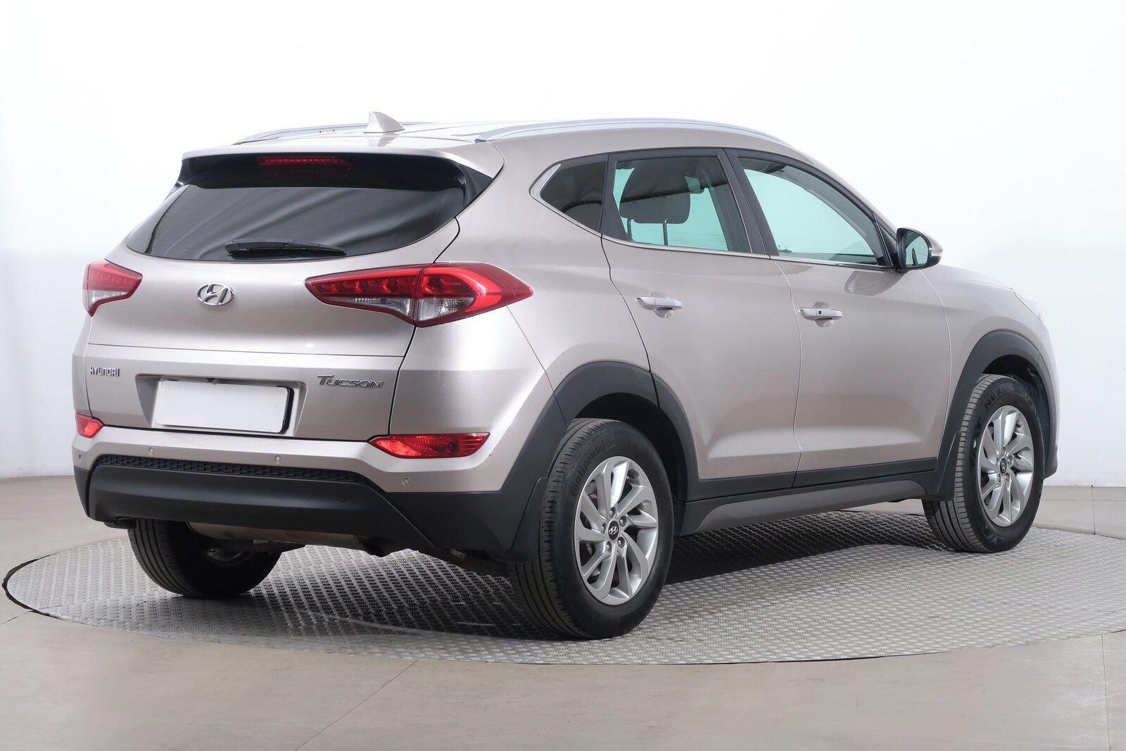 Hyundai Tucson, 1.6 GDI, Navi - fotka 5