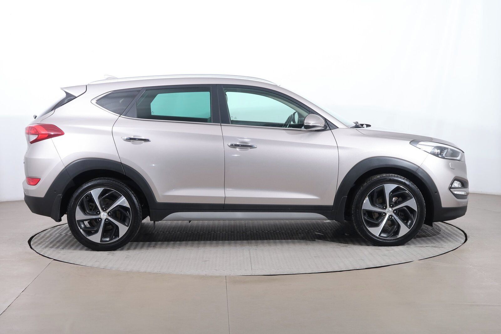 Hyundai Tucson, 1.7 CRDi, Automat - fotka 6