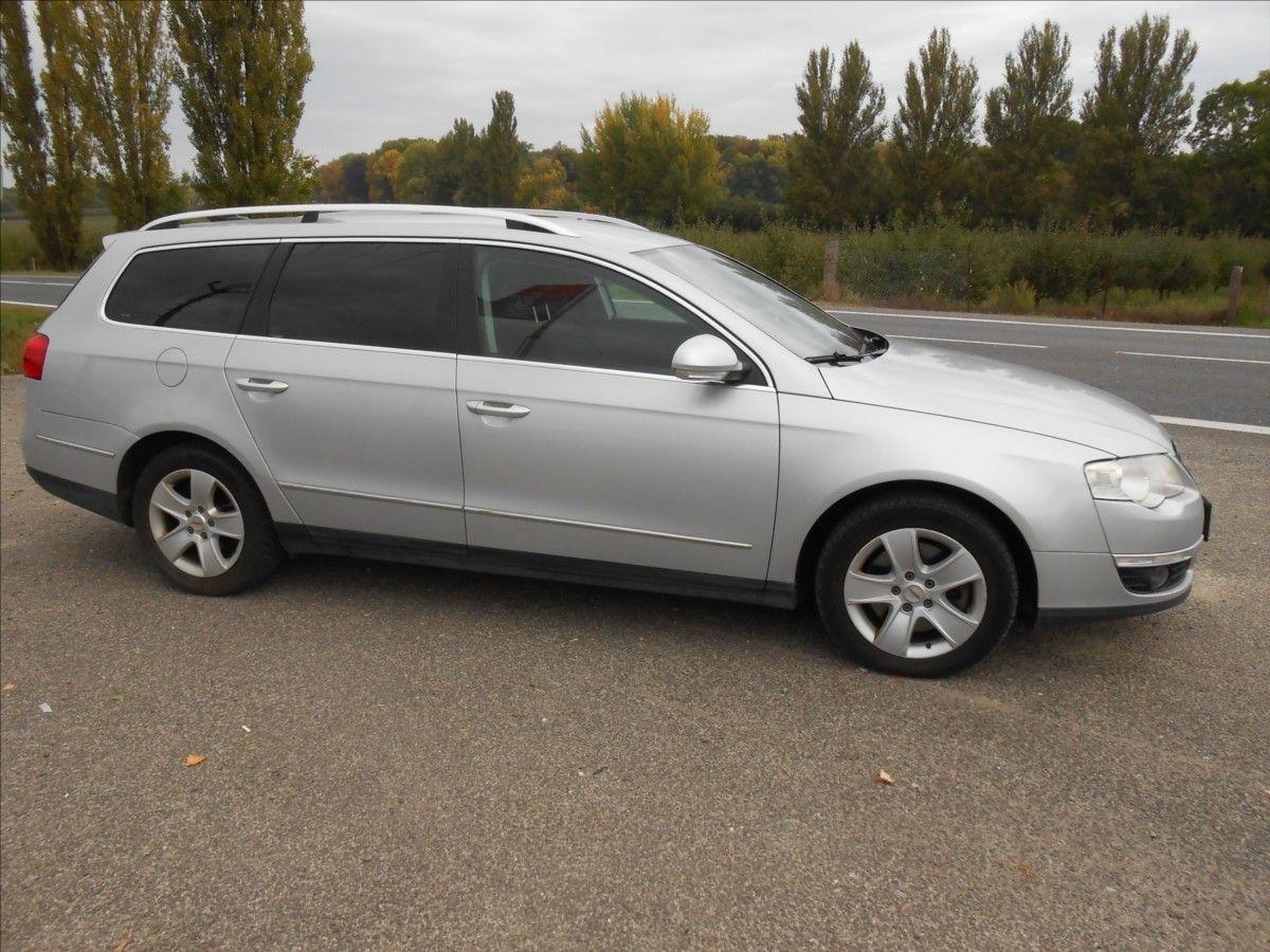 Volkswagen Passat, 2,0 TDI 103 kW Historie - fotka 6