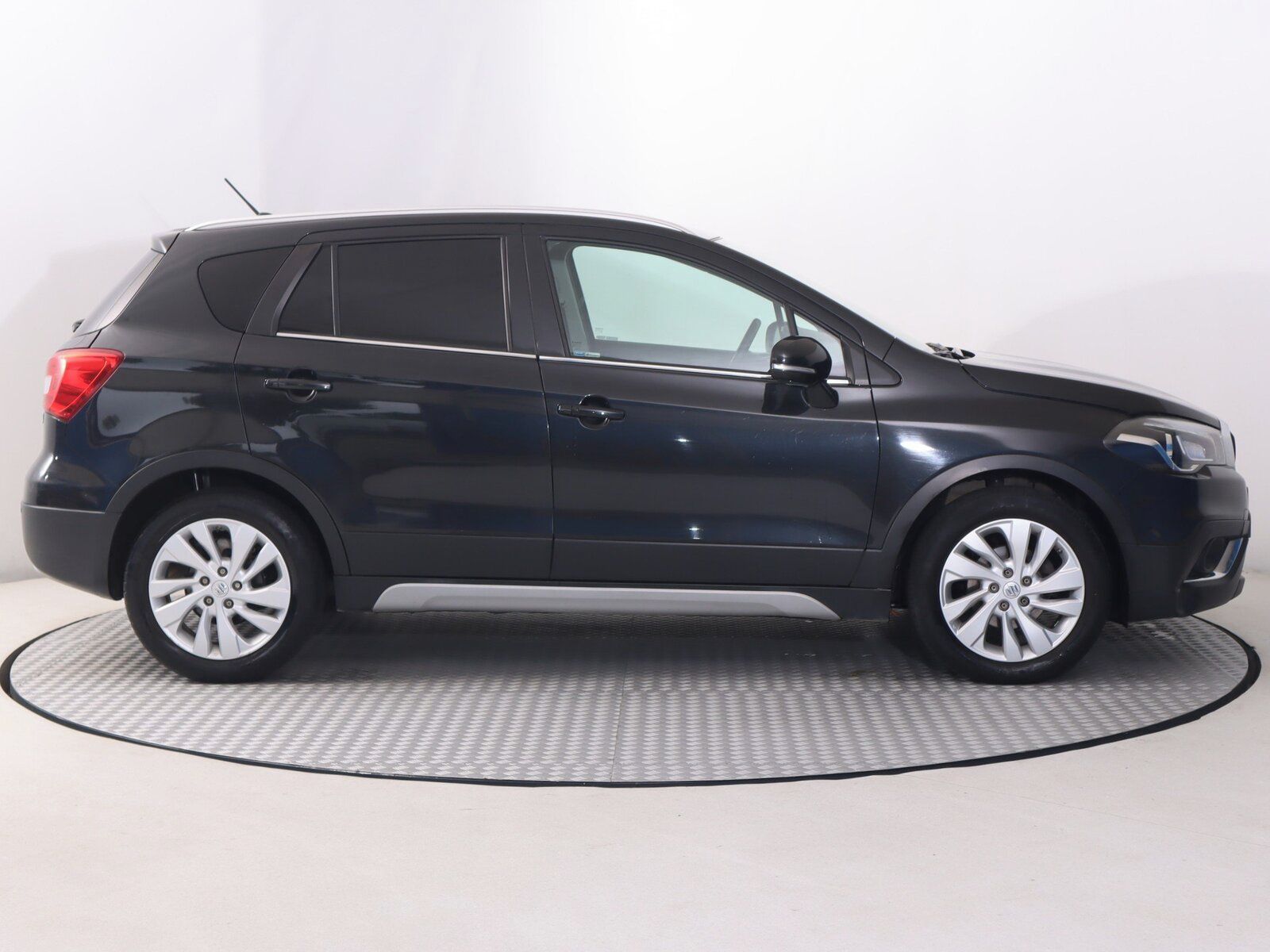 Suzuki SX4 S-Cross, 1.4 BoosterJet, 4X4, Automat - fotka 6