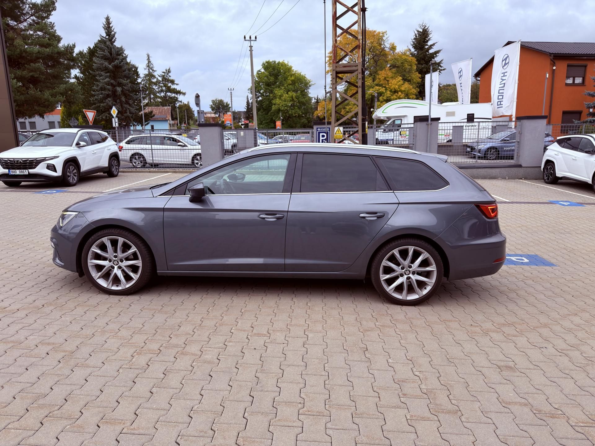 Seat Leon, FR TSi 92kW KLIMA NAVI - fotka 4