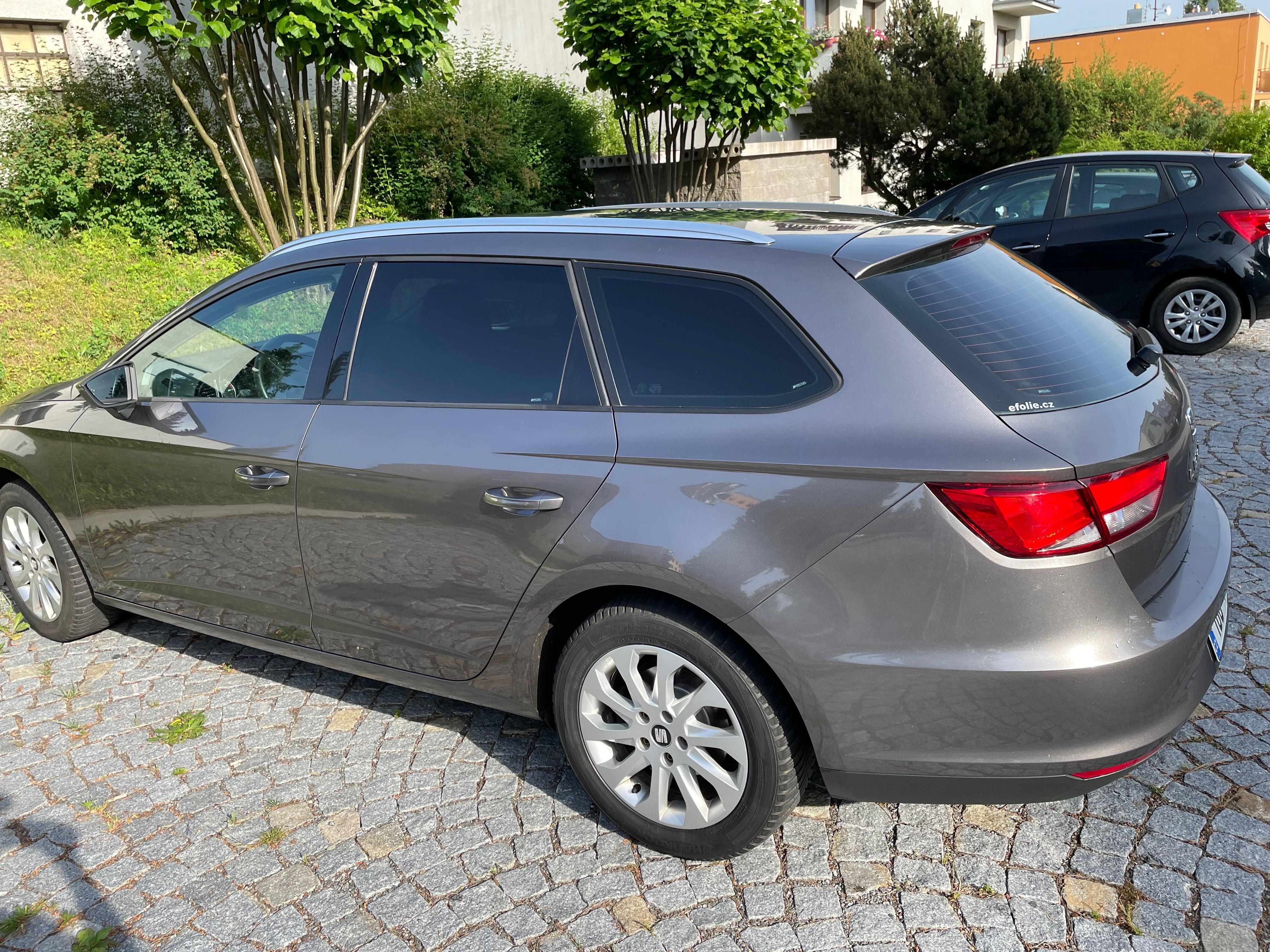 Seat Leon, 1.4 TGI koupeno v CZ, serviska - fotka 6
