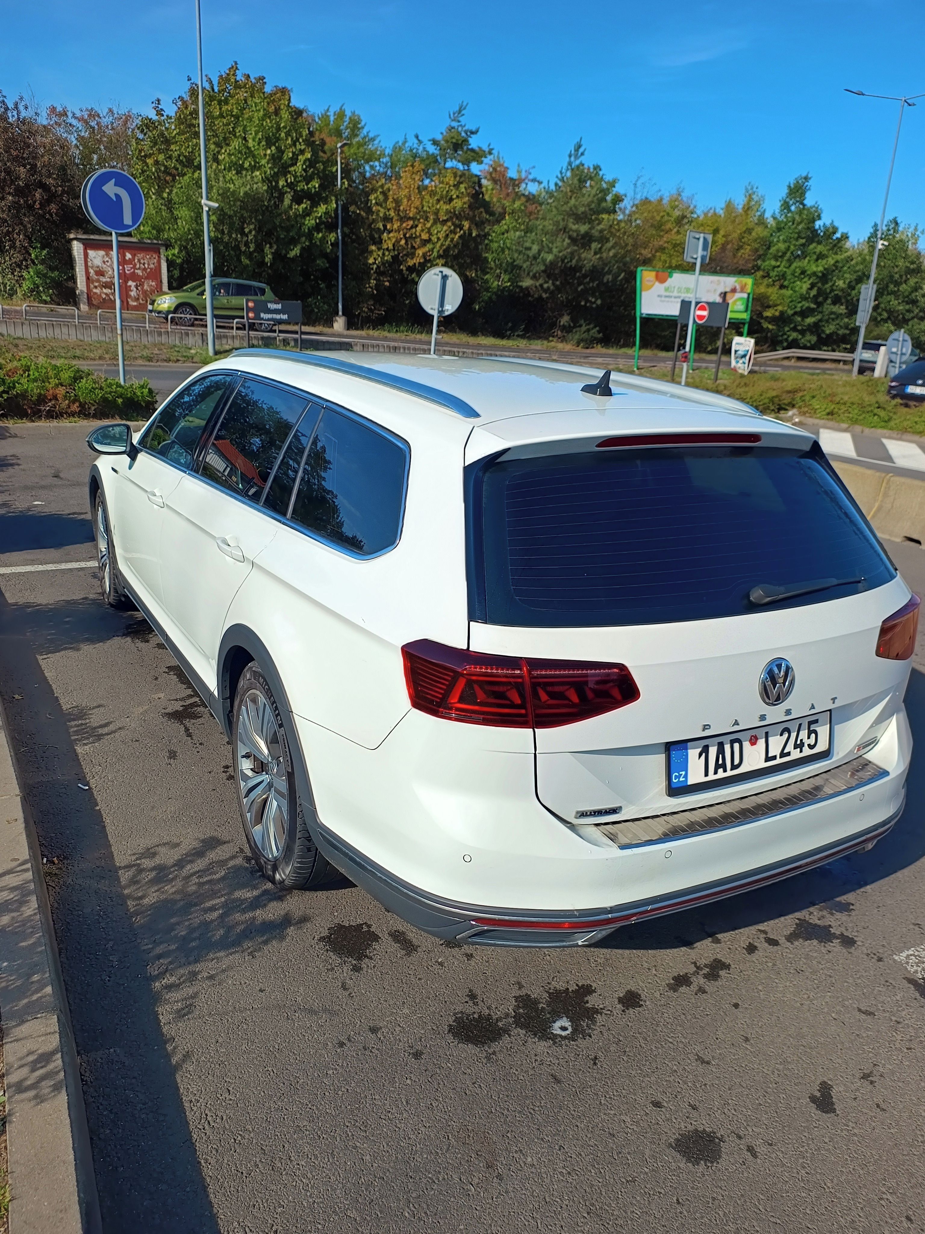 Volkswagen Passat, 2,0tdi, 140kw, alltrack - fotka 6