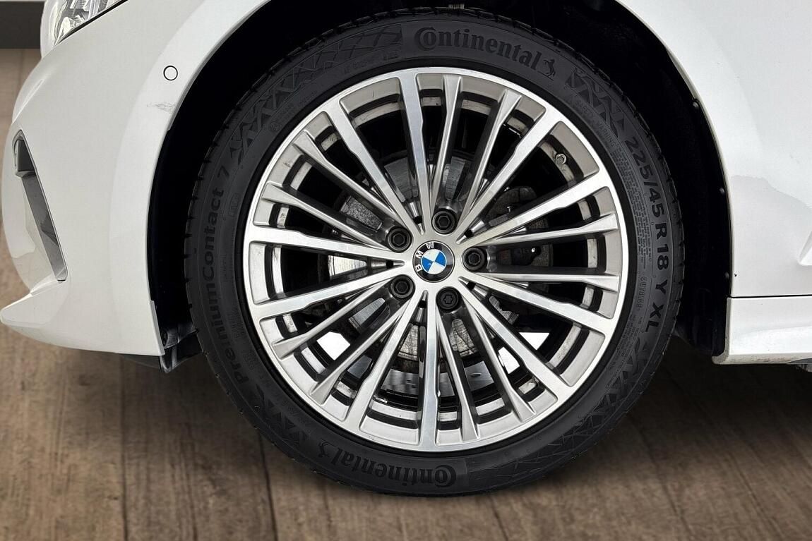 BMW Řada 3, řady 3 | 320d xDrive - fotka 6