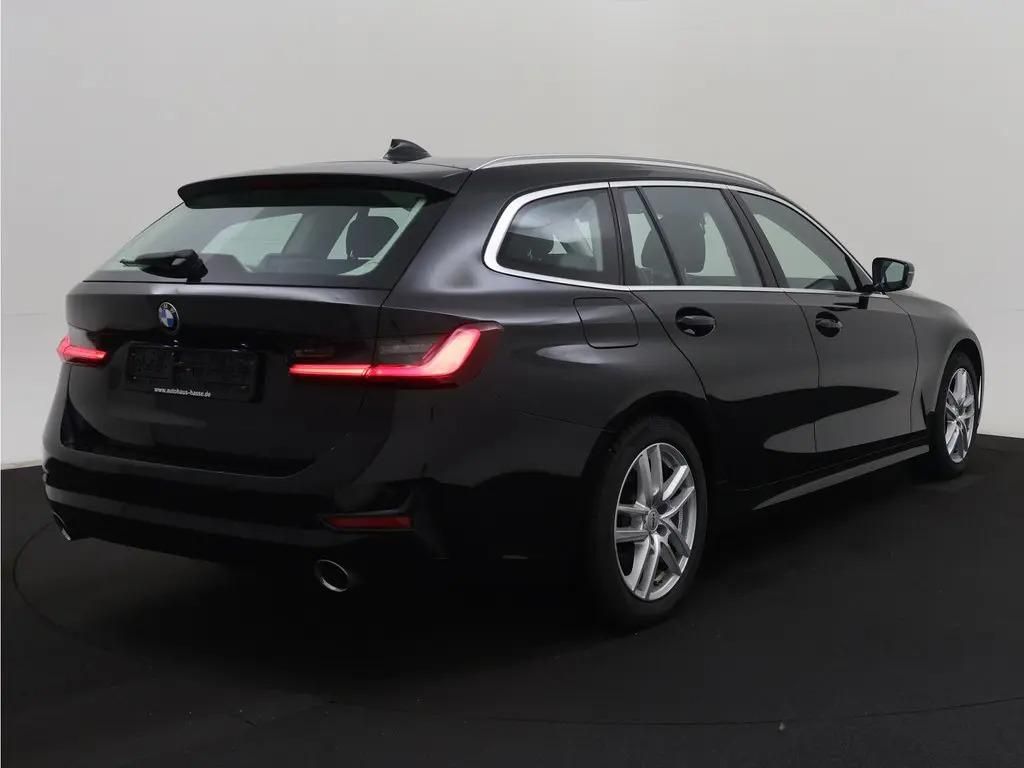 BMW Řada 3, 320D 140kW xDrive Aut. DPH - fotka 2