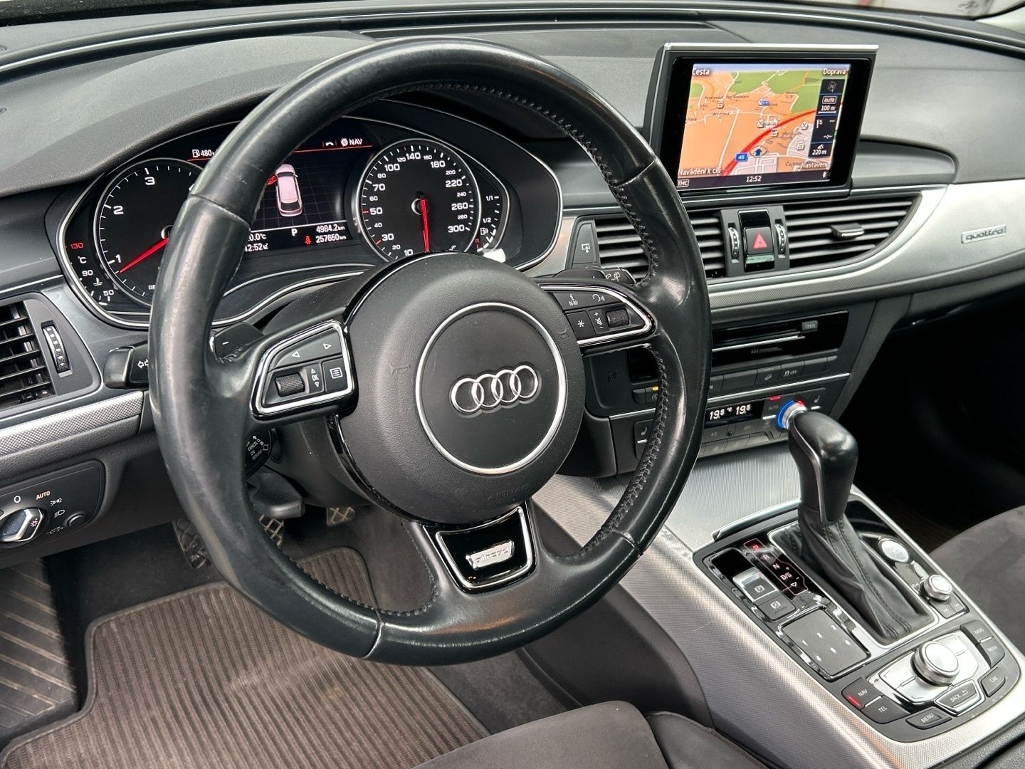 Audi A6, 3.0 TDI S TRONIC ALLROAD Quatt - fotka 6