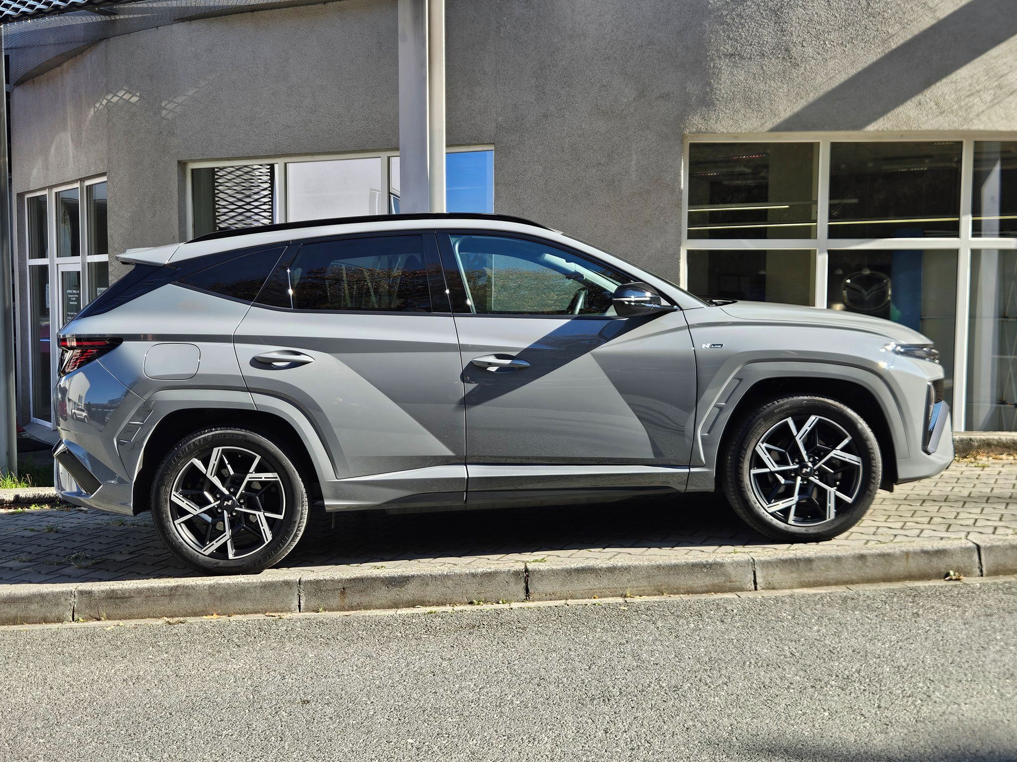 Hyundai Tucson, 1.6T-GDi PHEV N-Line, serv.kn. - fotka 6
