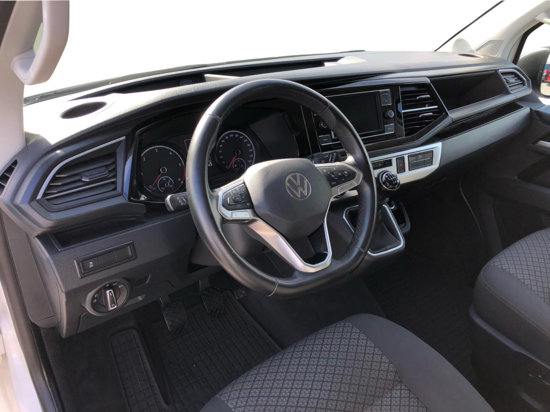 Volkswagen Multivan, 6.1 2.0 TDi BULLI - fotka 5