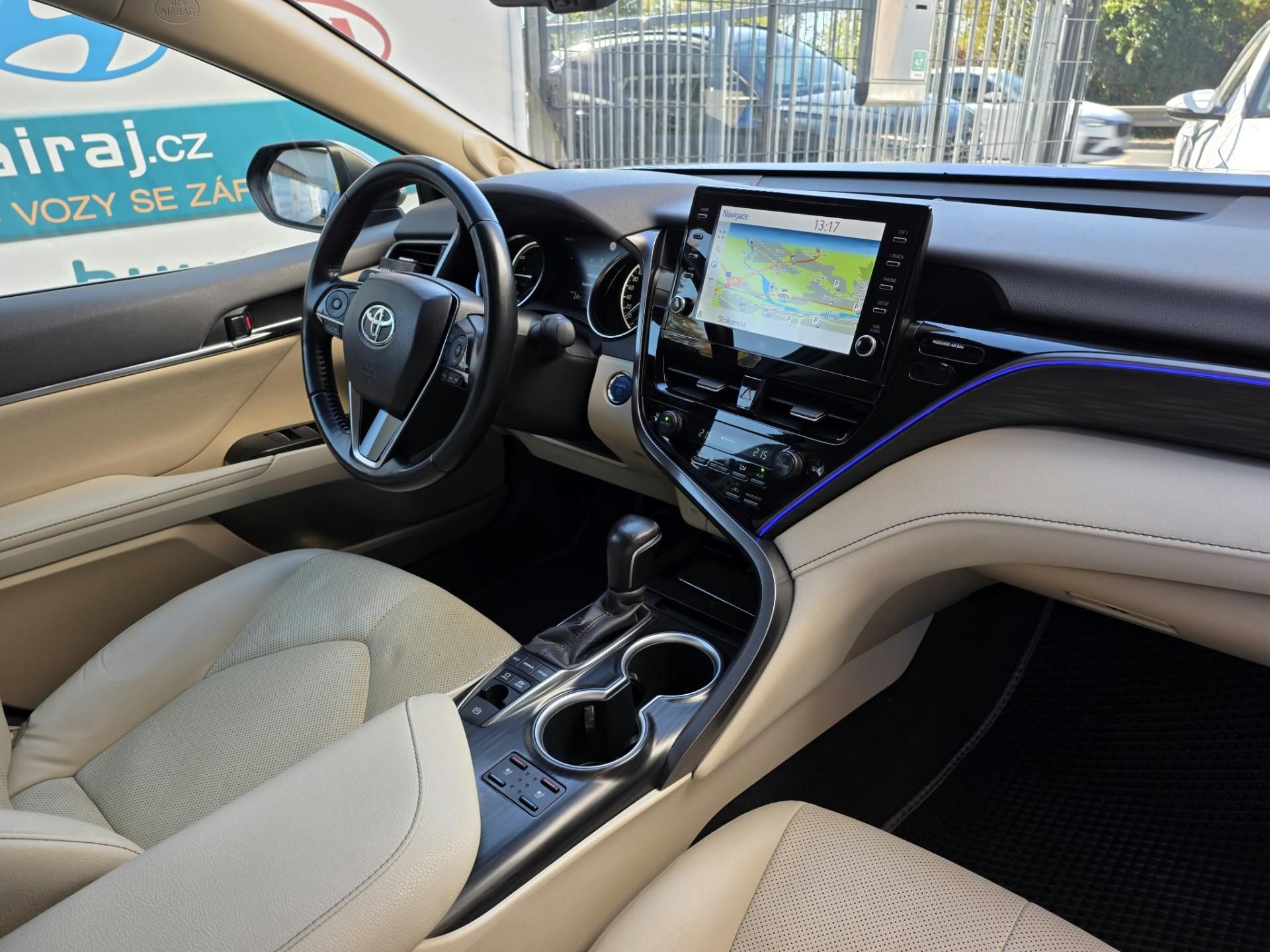 Toyota Camry, 2.5-VIP-EXECUTIVE-HYBRID - fotka 3