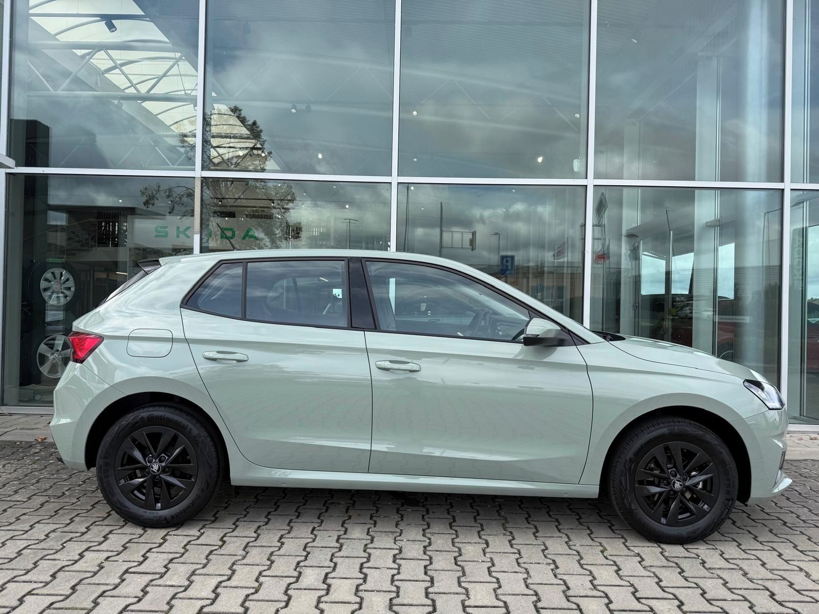 Škoda Fabia, Fabia 1.0 MPI 59 kW, 5°M - fotka 4