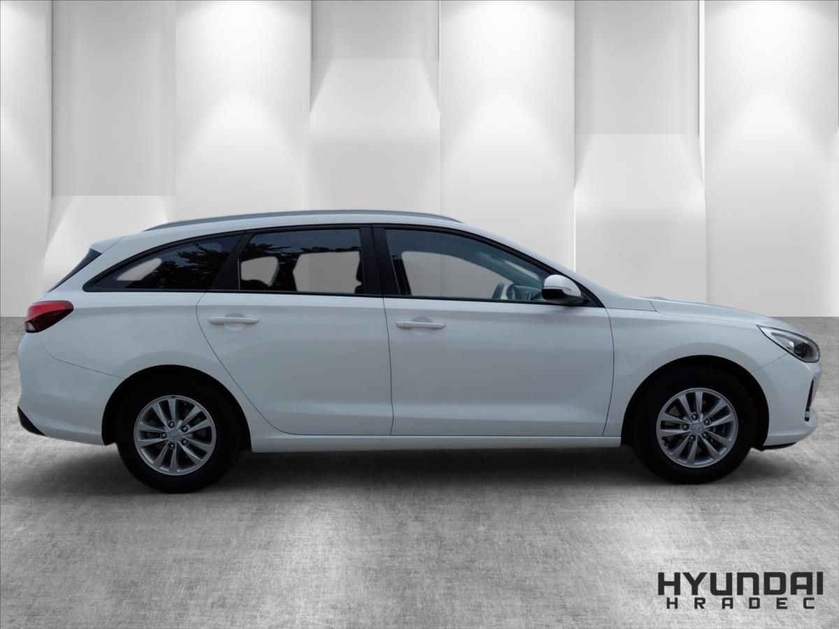 Hyundai i30, 1,4   1.4CVVT Start Plus - fotka 4
