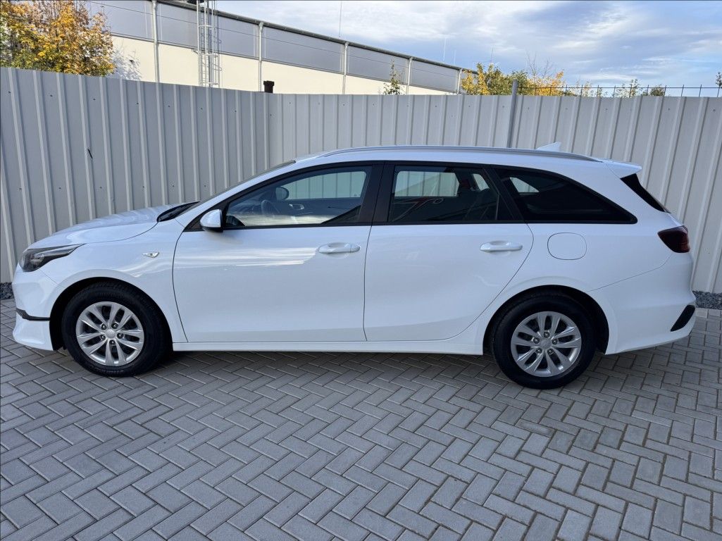 Kia Cee´d, 1,6 CRDi SW FRESH DPH 1.maj ČR - fotka 4