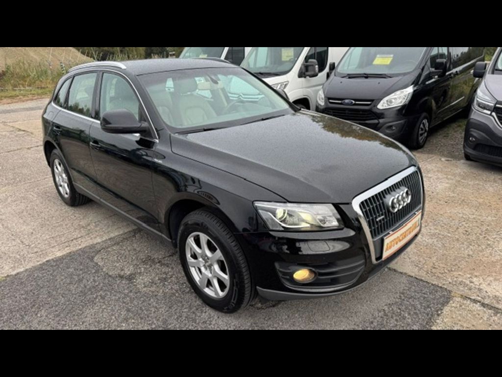 Audi Q5, 2,0TDI 125kW Quattro AUT. - fotka 3