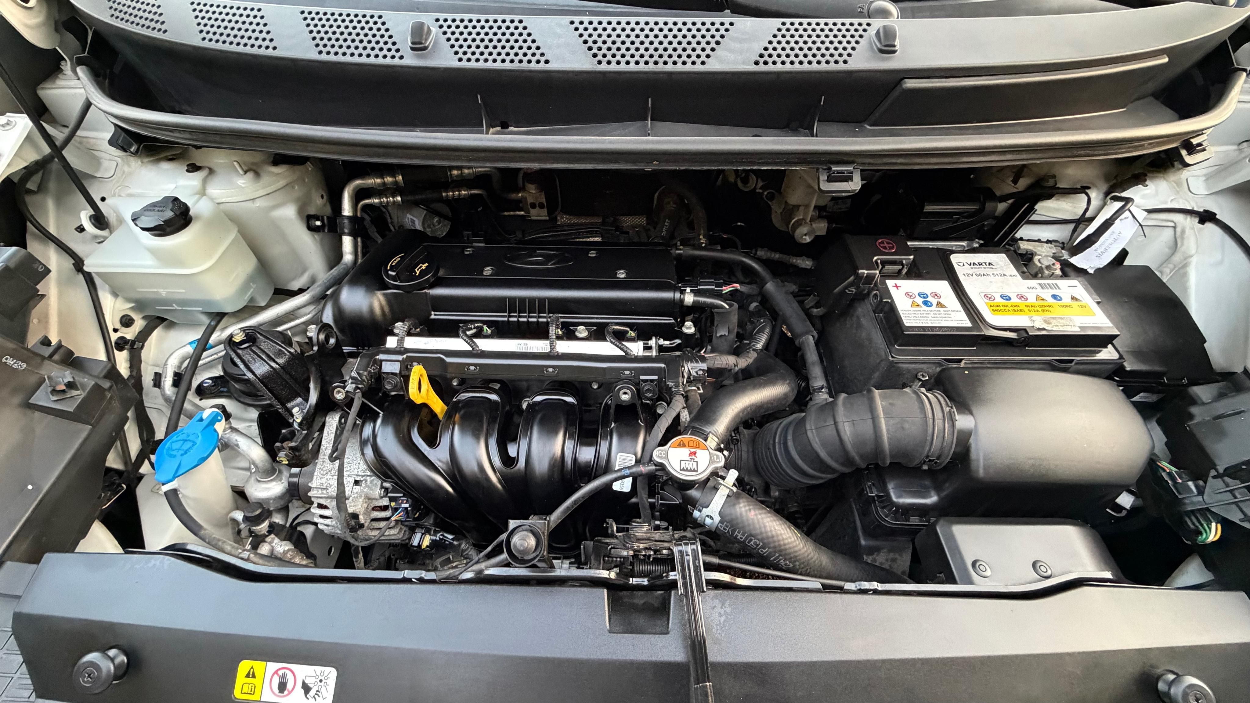 Hyundai ix20, 1,4 benzin, 1.majitel - fotka 4