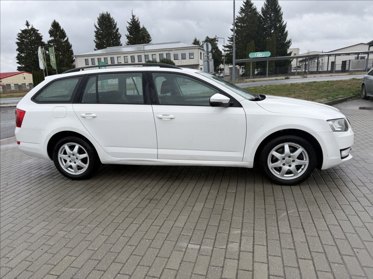 Škoda Octavia, 1,8 TSi 132kw 4x4 DSG odp.DPH - fotka 5
