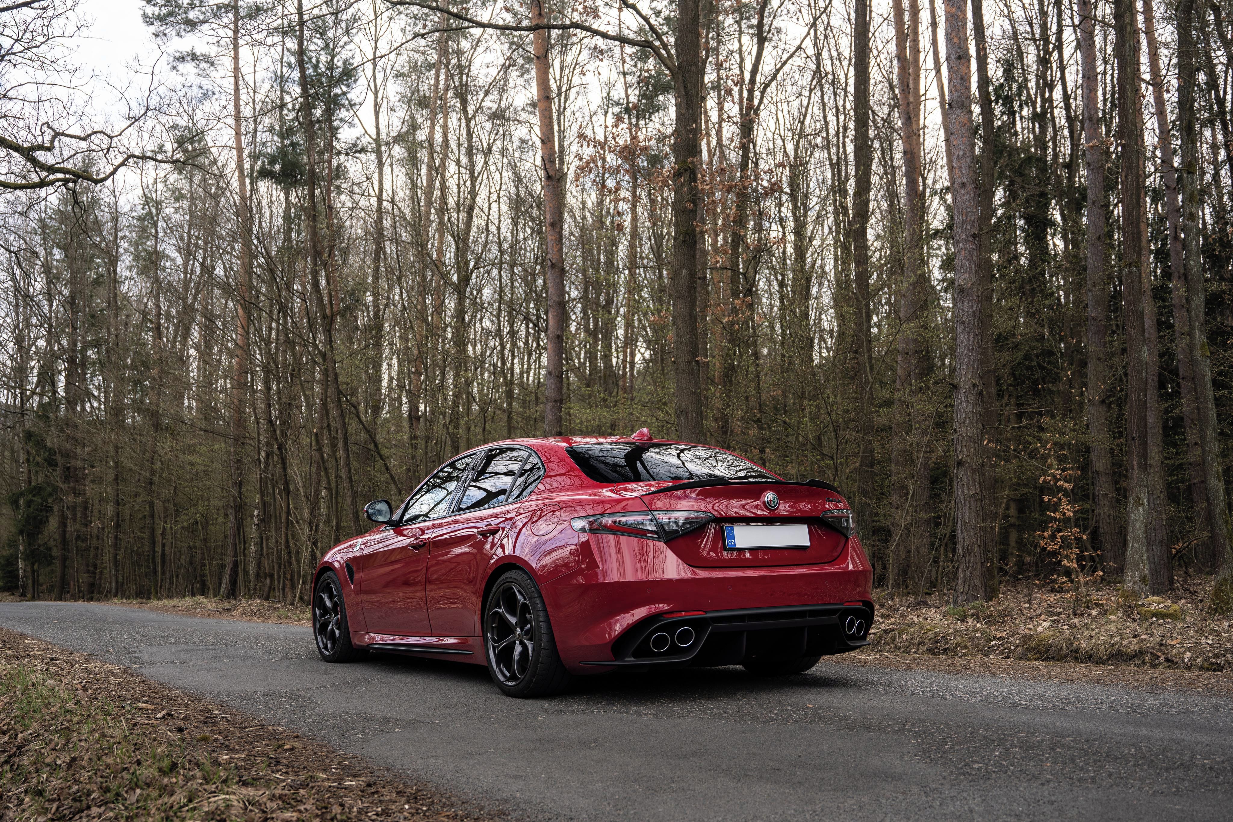 Alfa Romeo Giulia, Quadrifoglio 2.9 V6 Biturbo - fotka 5