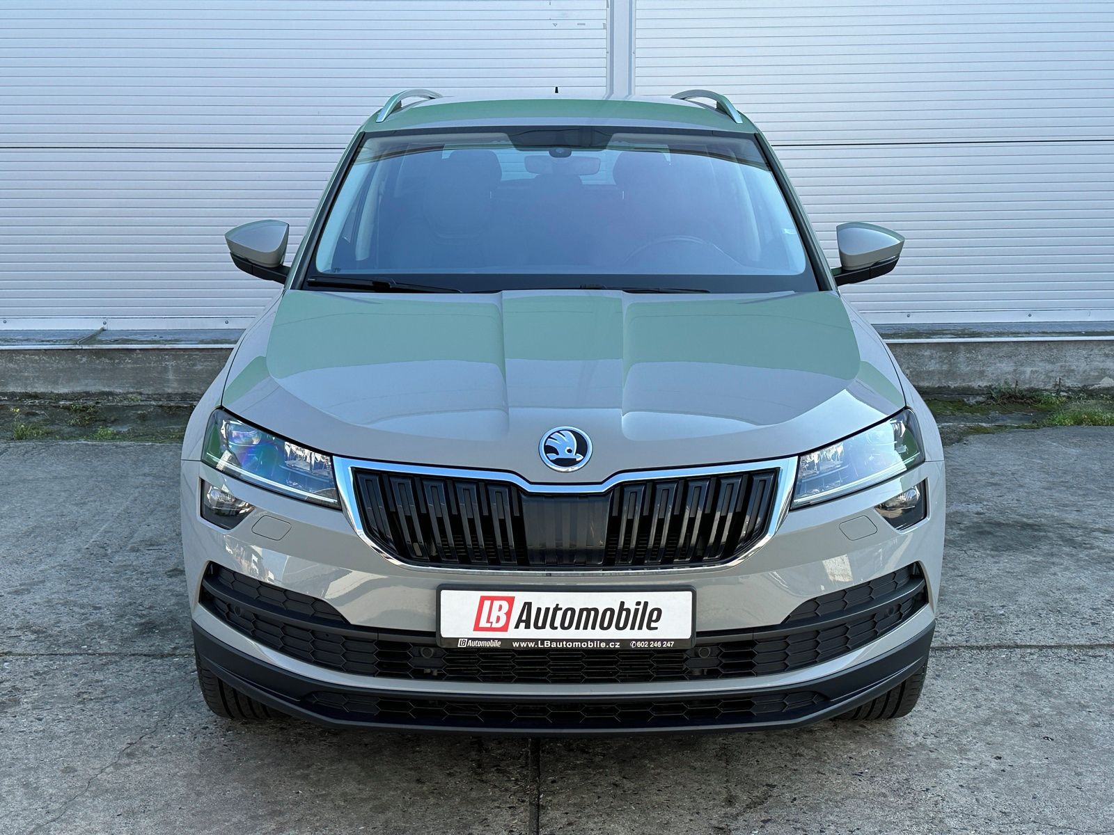 Škoda Karoq, 1.5TSi DSG NAVI TAŽNÉ ALU18 - fotka 2