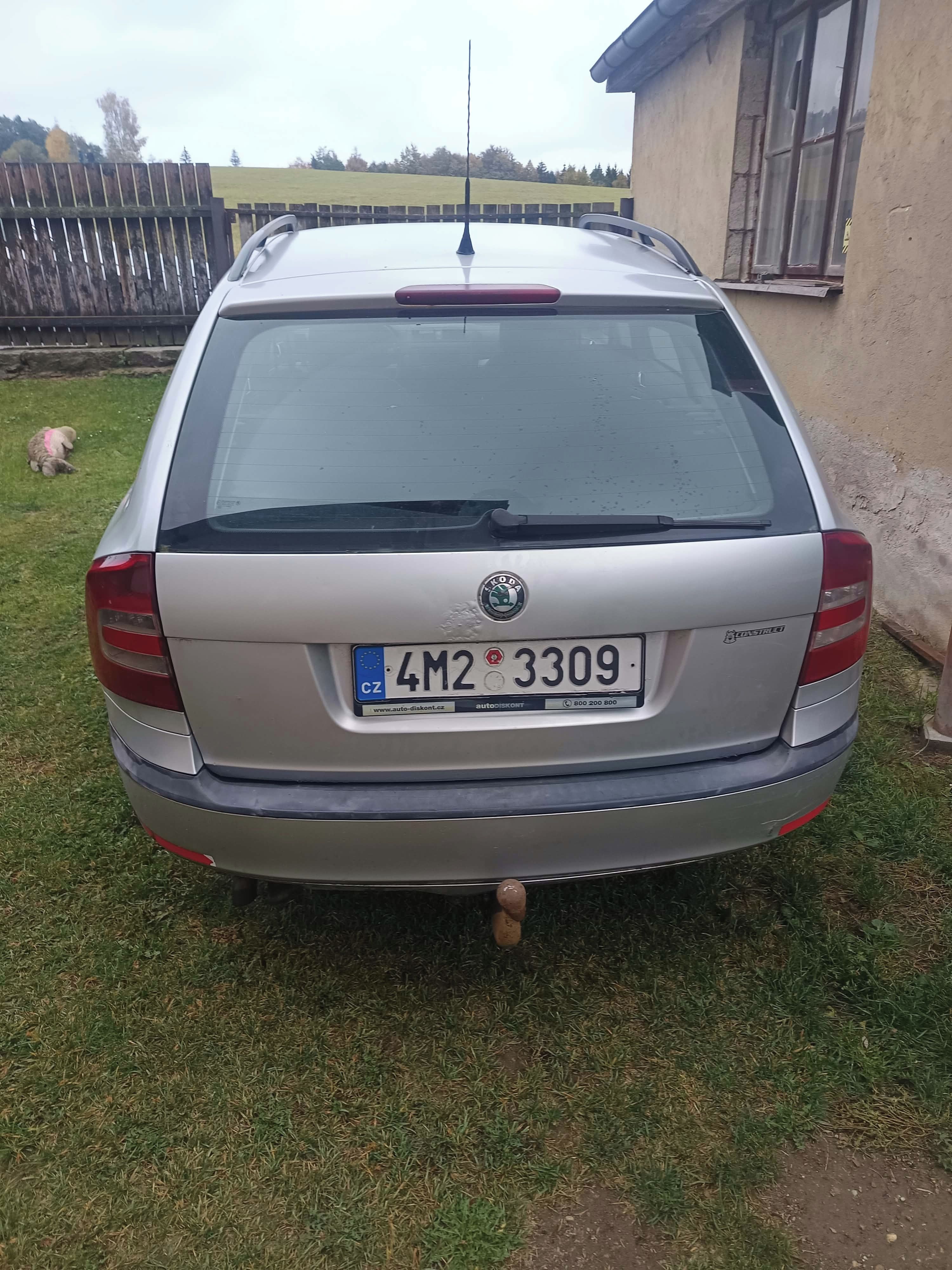 Škoda Octavia, 1.9 TDI  Bez technické - fotka 2