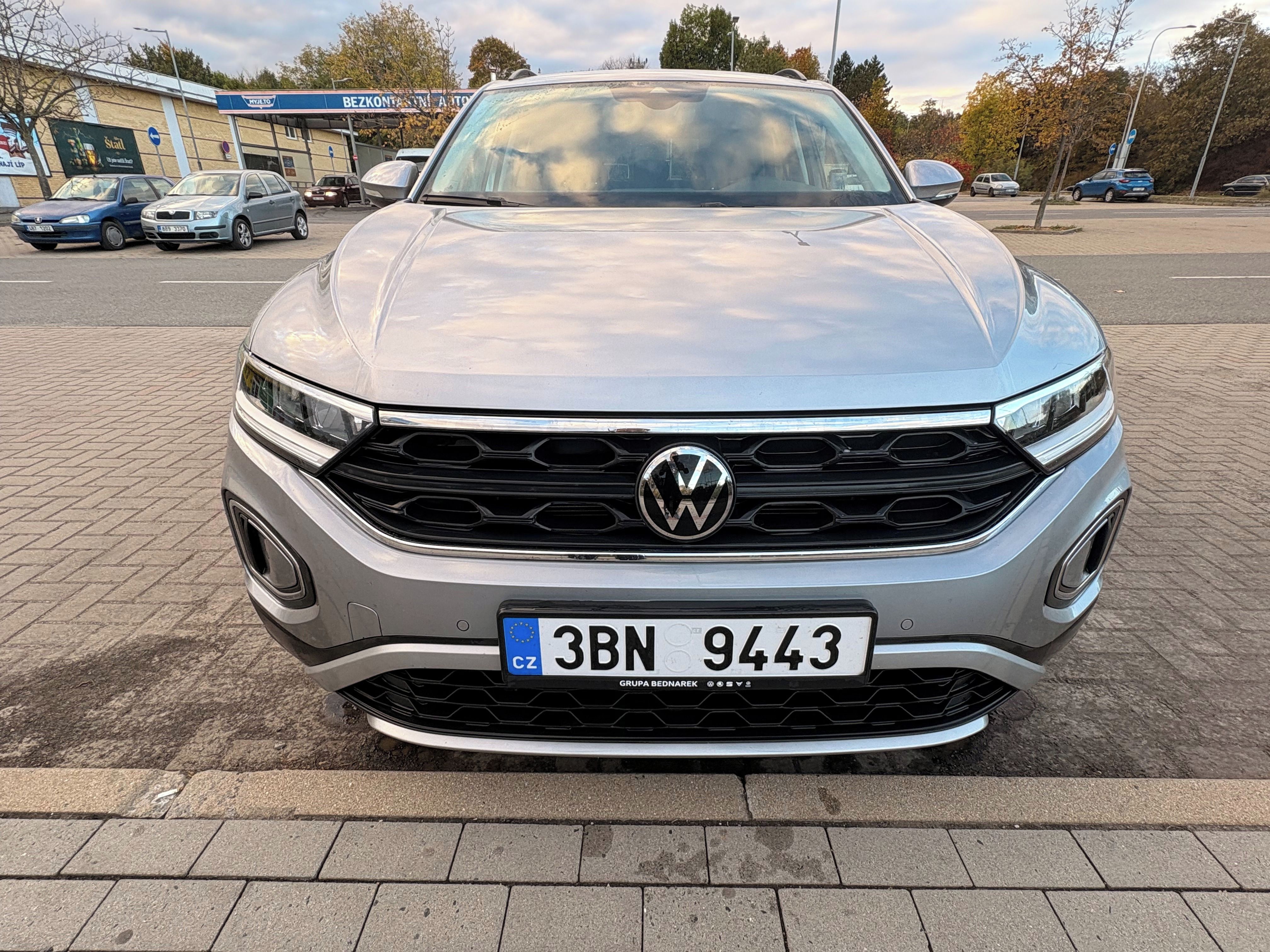 Volkswagen T-Roc, 1.5 TSI Life, 110 kW - fotka 3