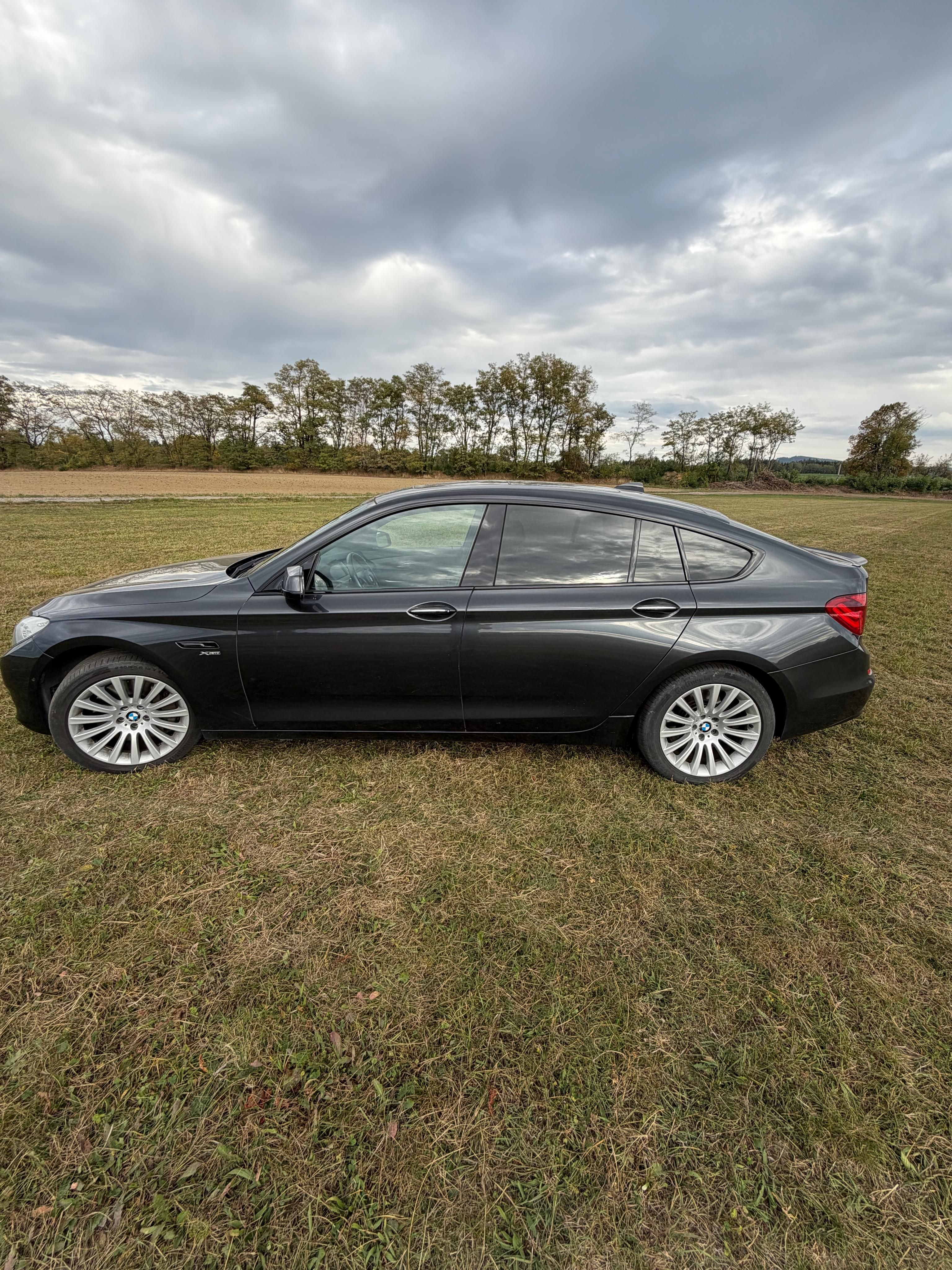 BMW Řada 5, 550I 300 kw ,xDrive - fotka 4