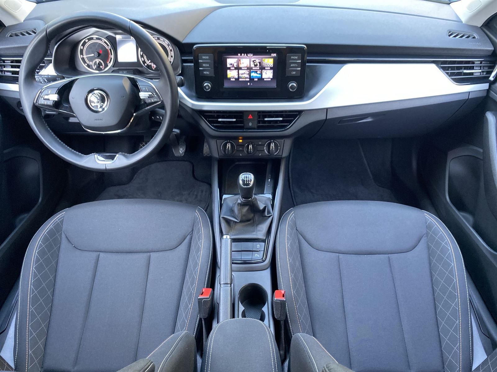 Škoda Kamiq, 1.0 TSI Ambition - fotka 5