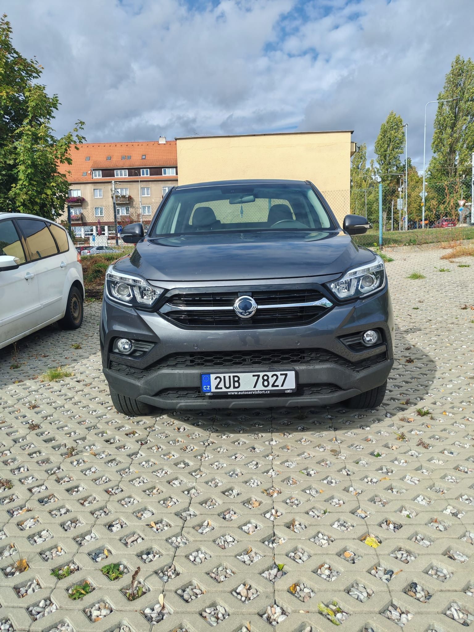 SsangYong Musso, 4x4, po servisu za 68 tis.Kč - fotka 2