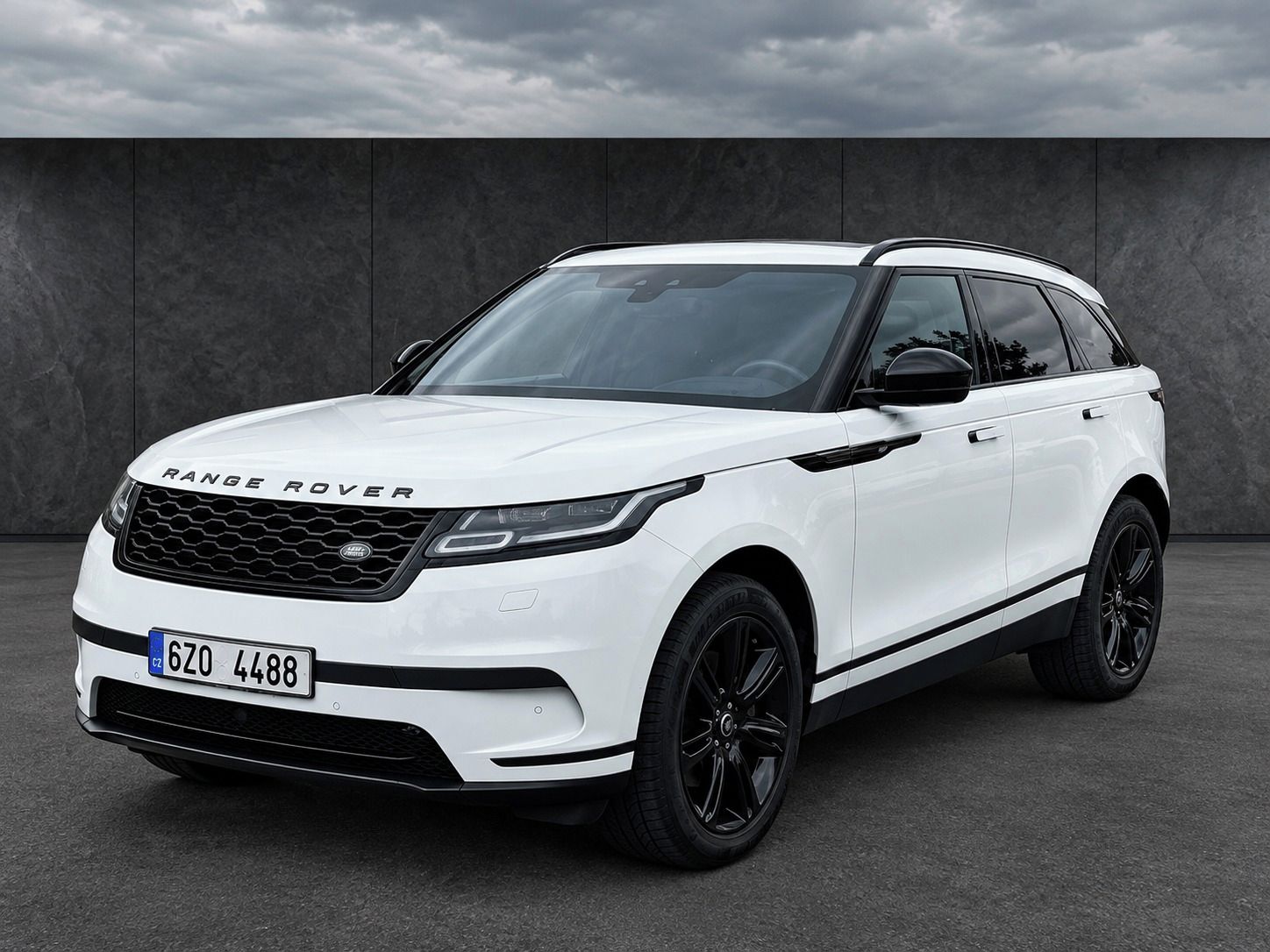 Land Rover Range Rover Velar, Range Rover Velar P250 AWD ČR