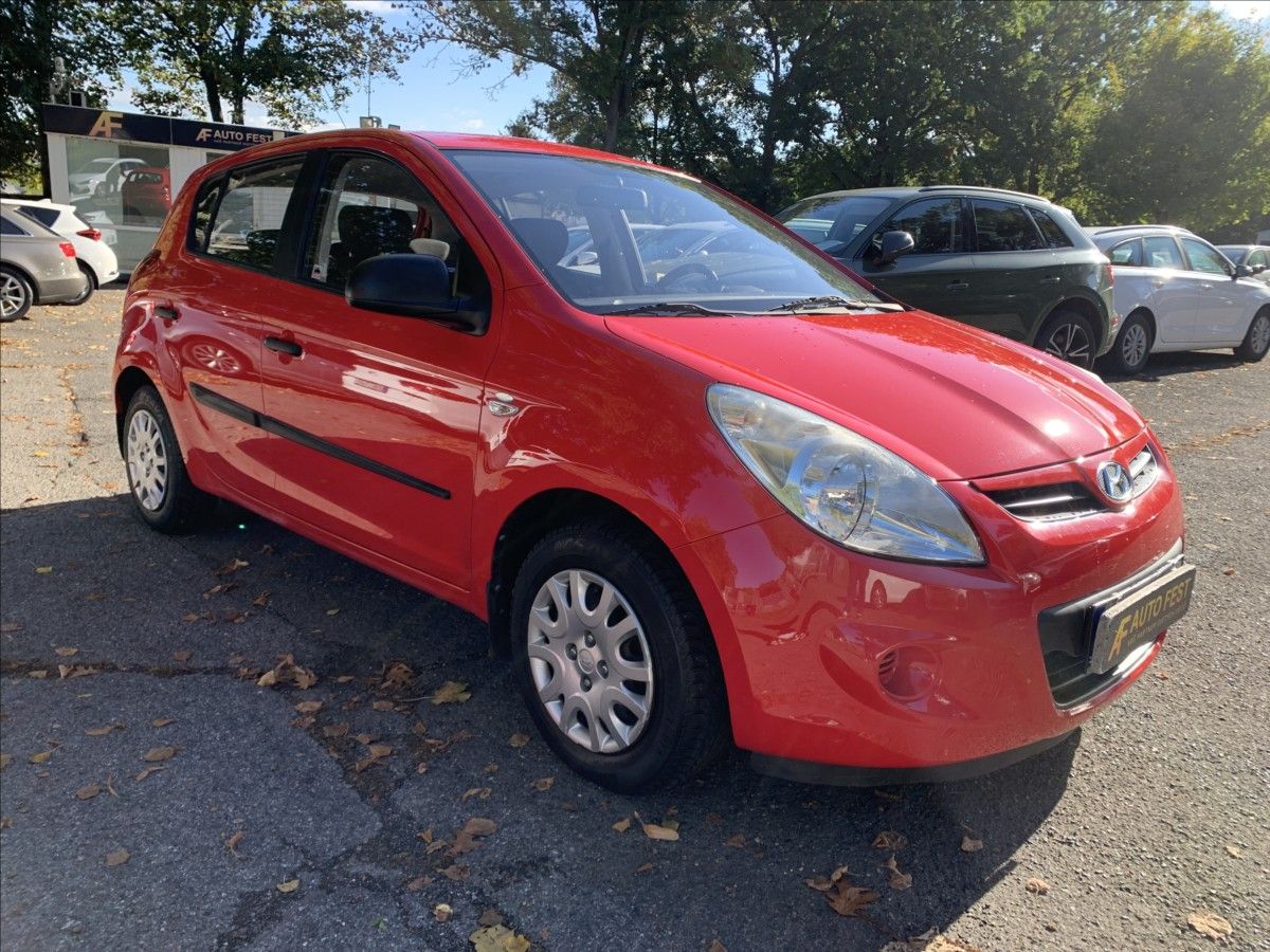 Hyundai i20, 1,3 i - fotka 3