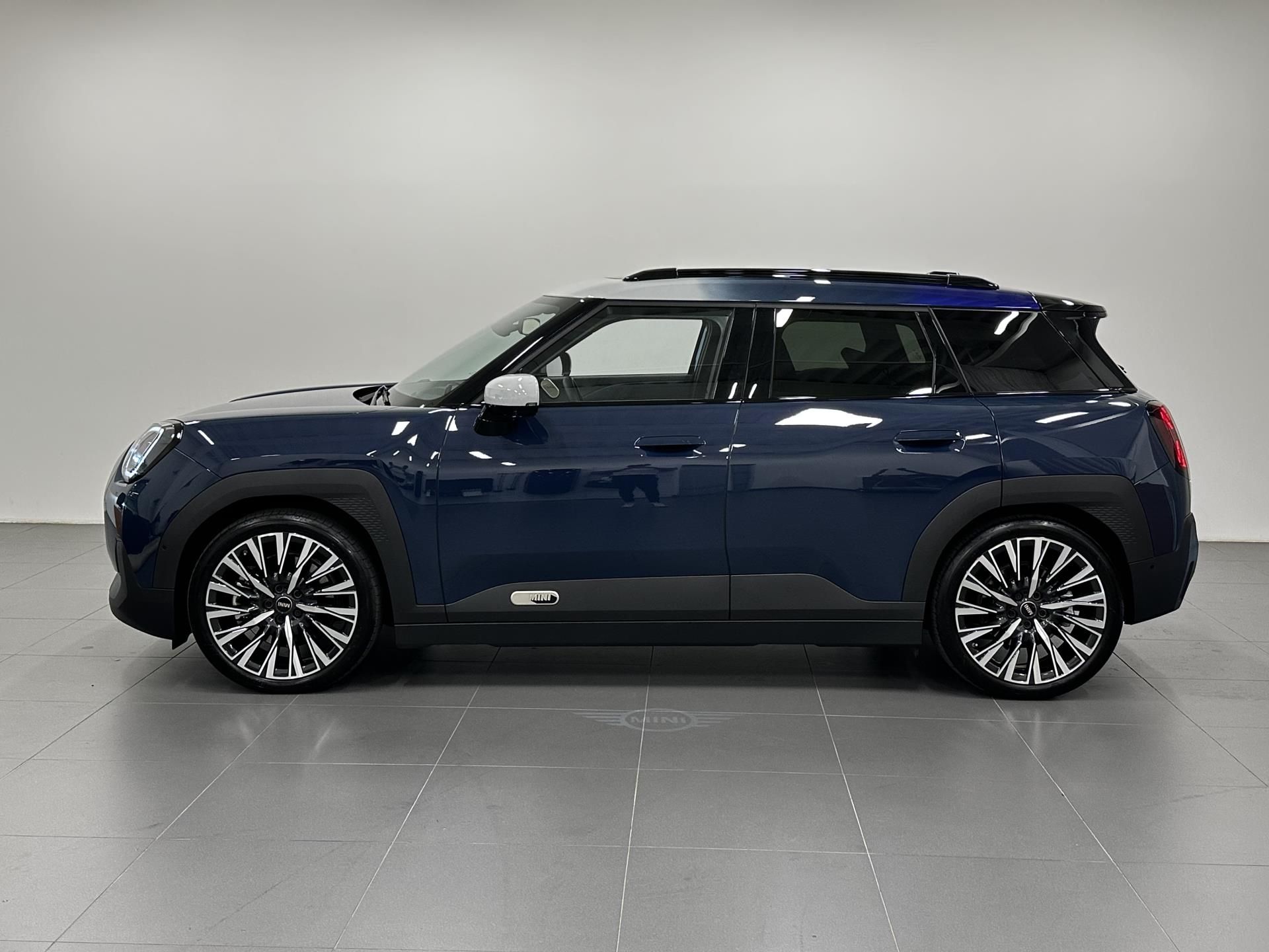 Mini Aceman, Aceman SE - fotka 2