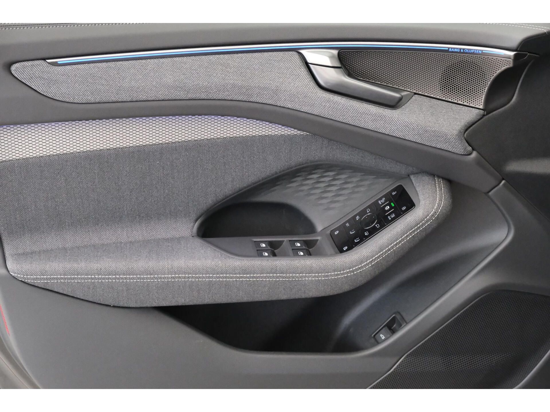 Audi A6, TDI q S-Line Tech Pro HuD Vzdu - fotka 6
